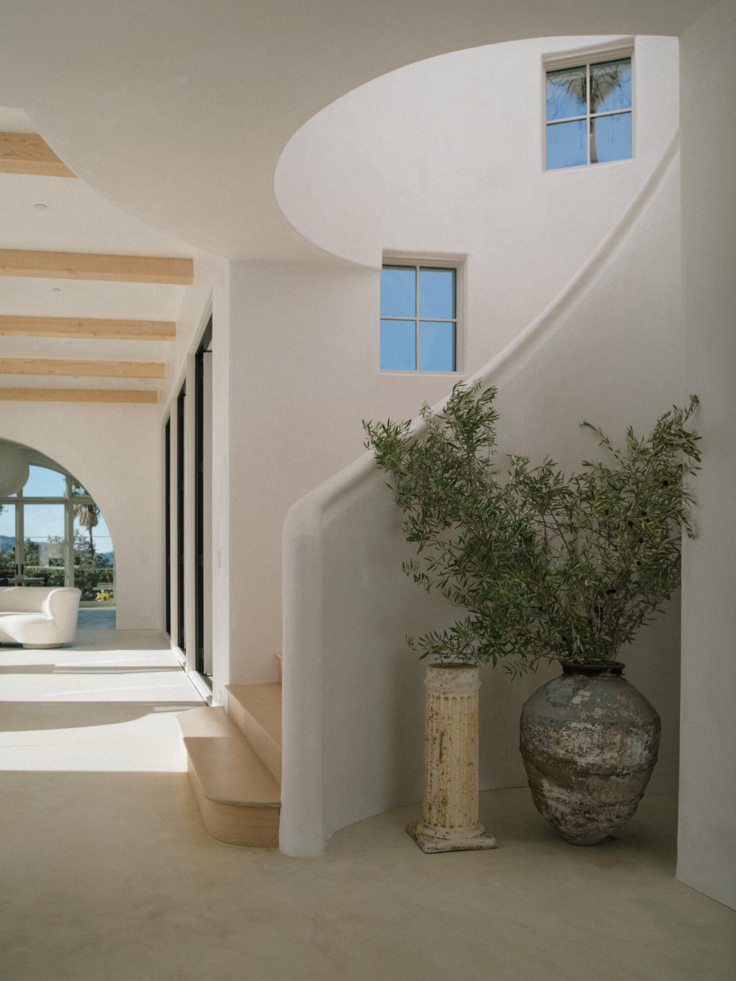 Ojai, California 93023, United States, 4 Bedrooms Bedrooms, ,5 BathroomsBathrooms,Residential,Active,5399