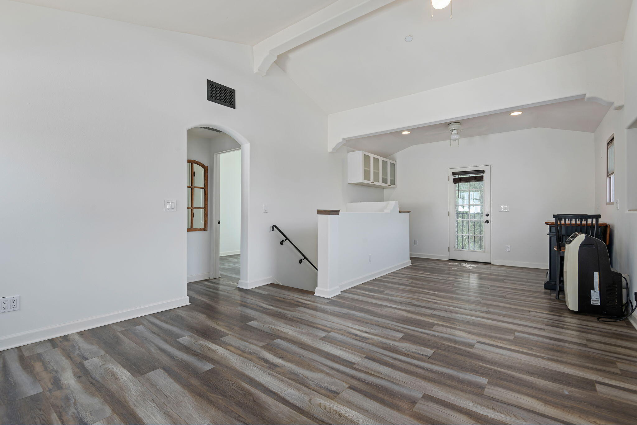 Santa Barbara, California 93101, United States, ,Residential,Active,201996