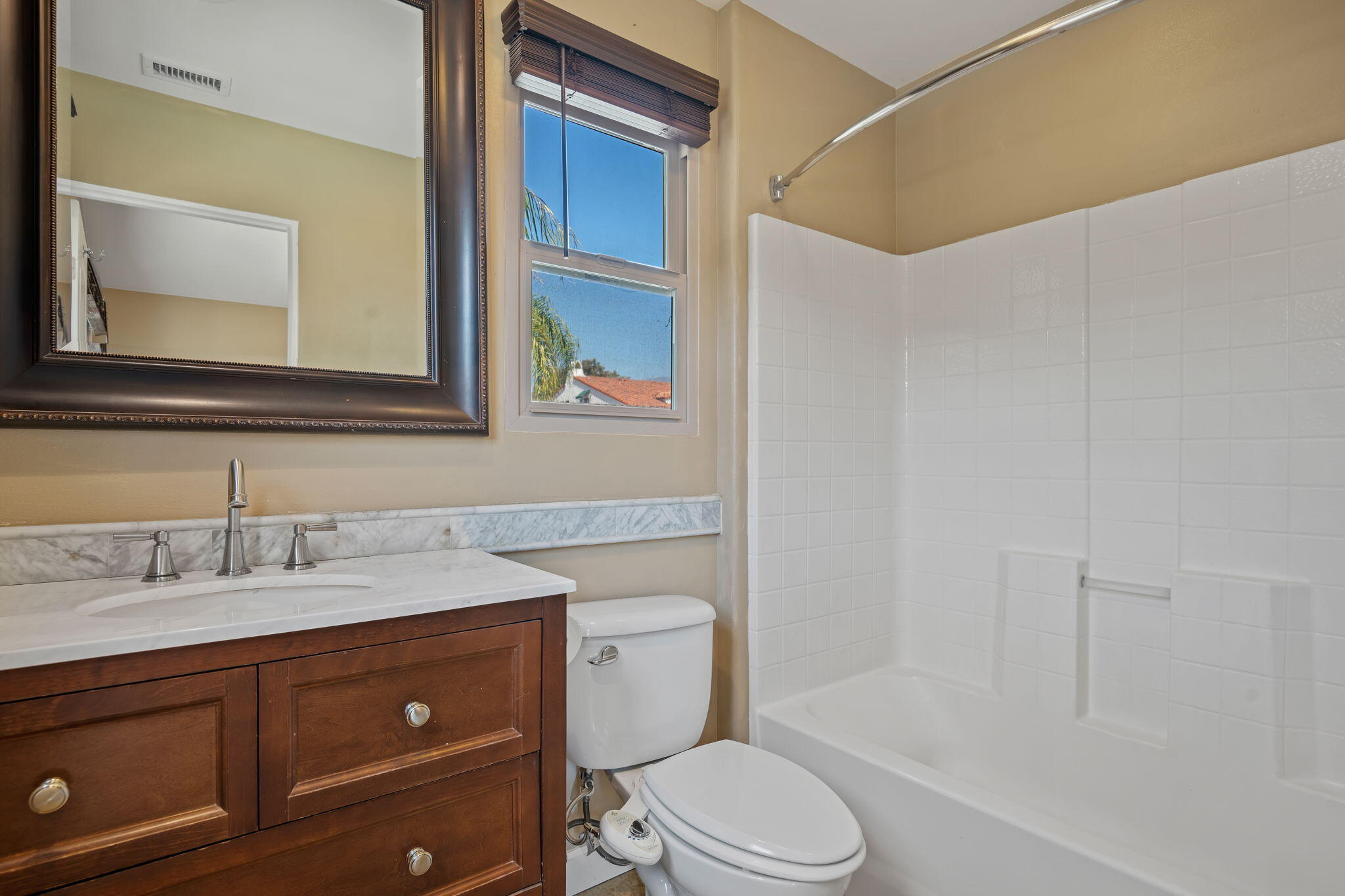 Santa Barbara, California 93101, United States, ,Residential,Active,201996