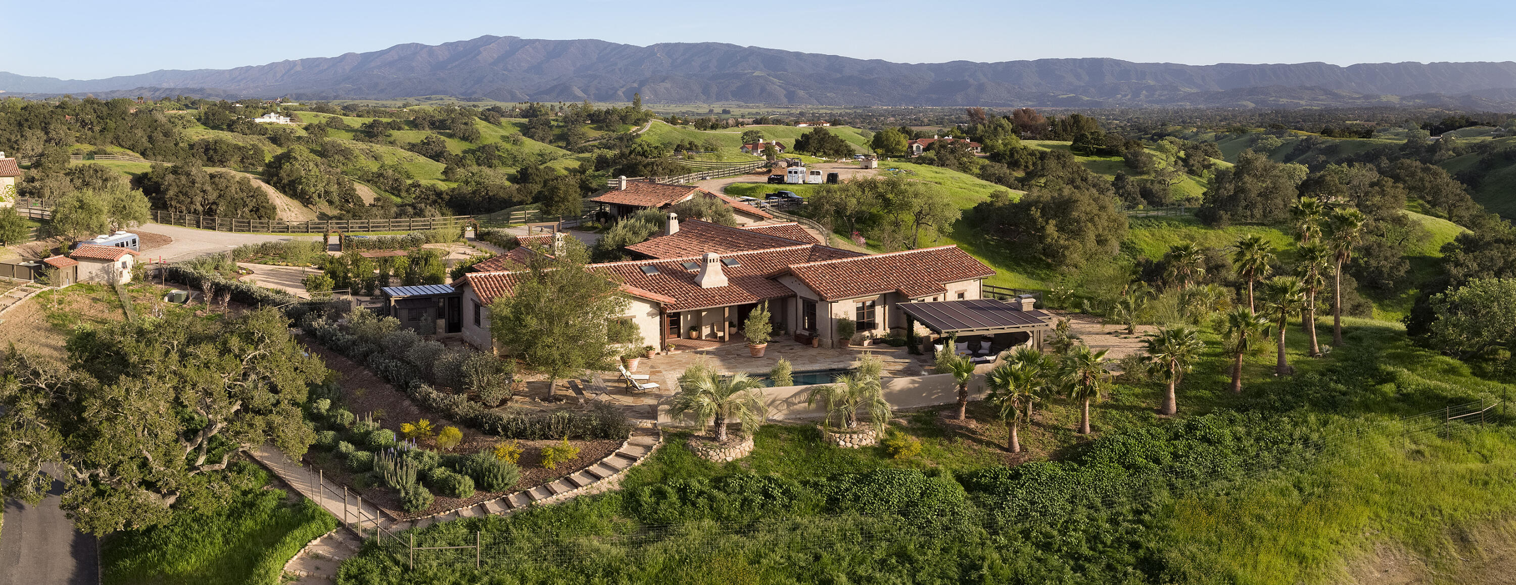 Santa Ynez, California 93460, United States, 3 Bedrooms Bedrooms, ,5 BathroomsBathrooms,Residential,Pending,52908