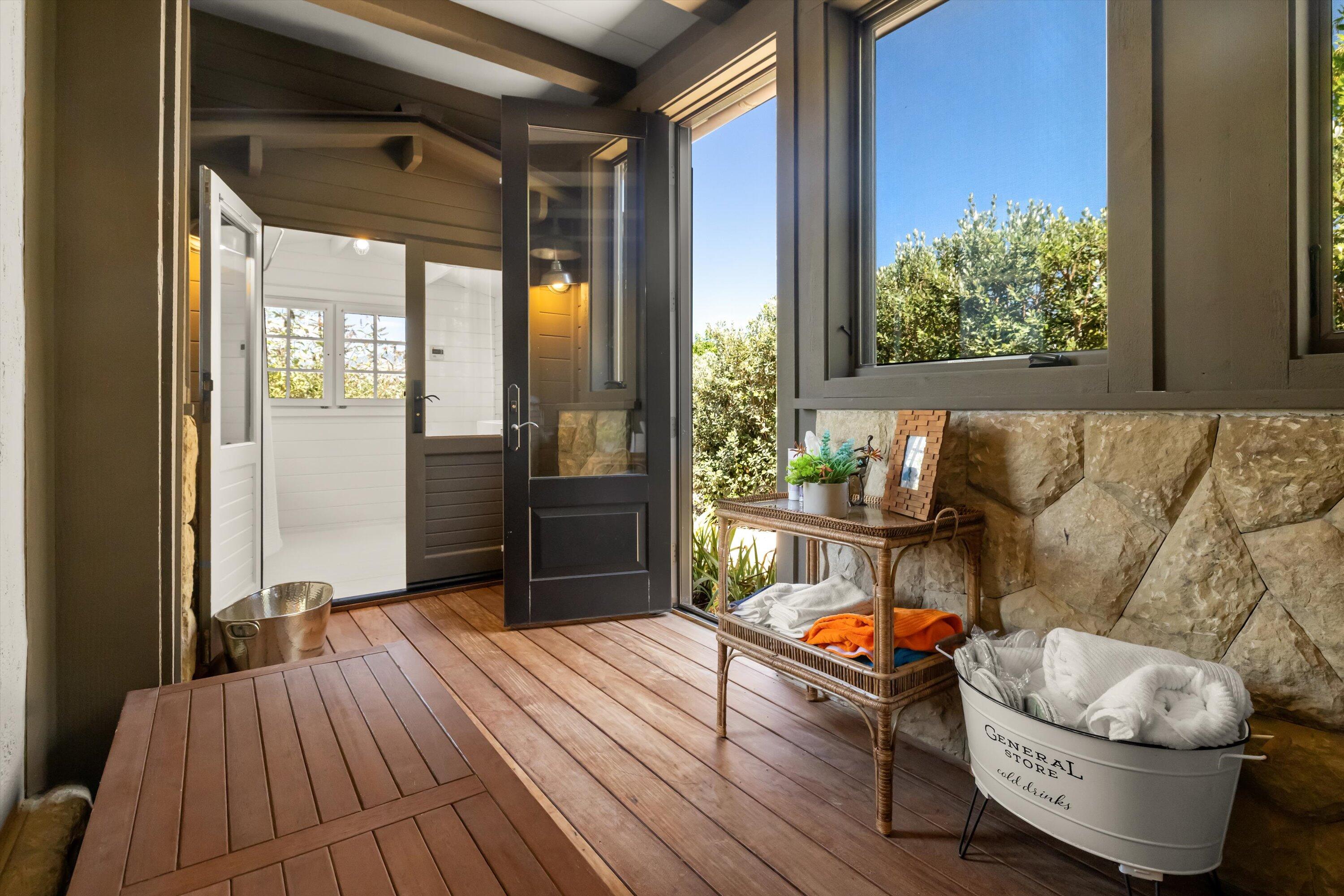 Santa Ynez, California 93460, United States, 3 Bedrooms Bedrooms, ,5 BathroomsBathrooms,Residential,Pending,52908