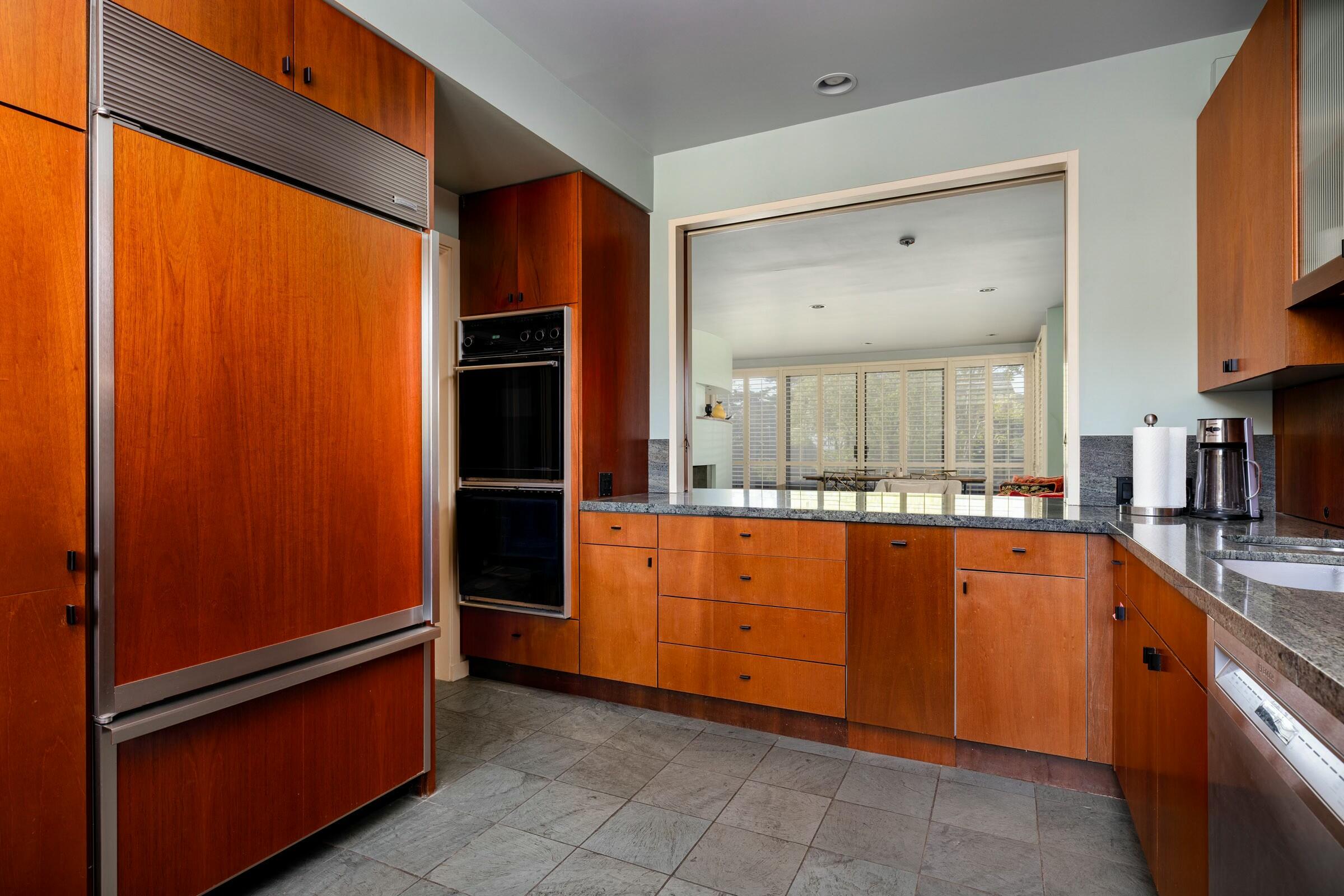 Montecito, California 93108, United States, 2 Bedrooms Bedrooms, ,2 BathroomsBathrooms,Residential,Active,111139