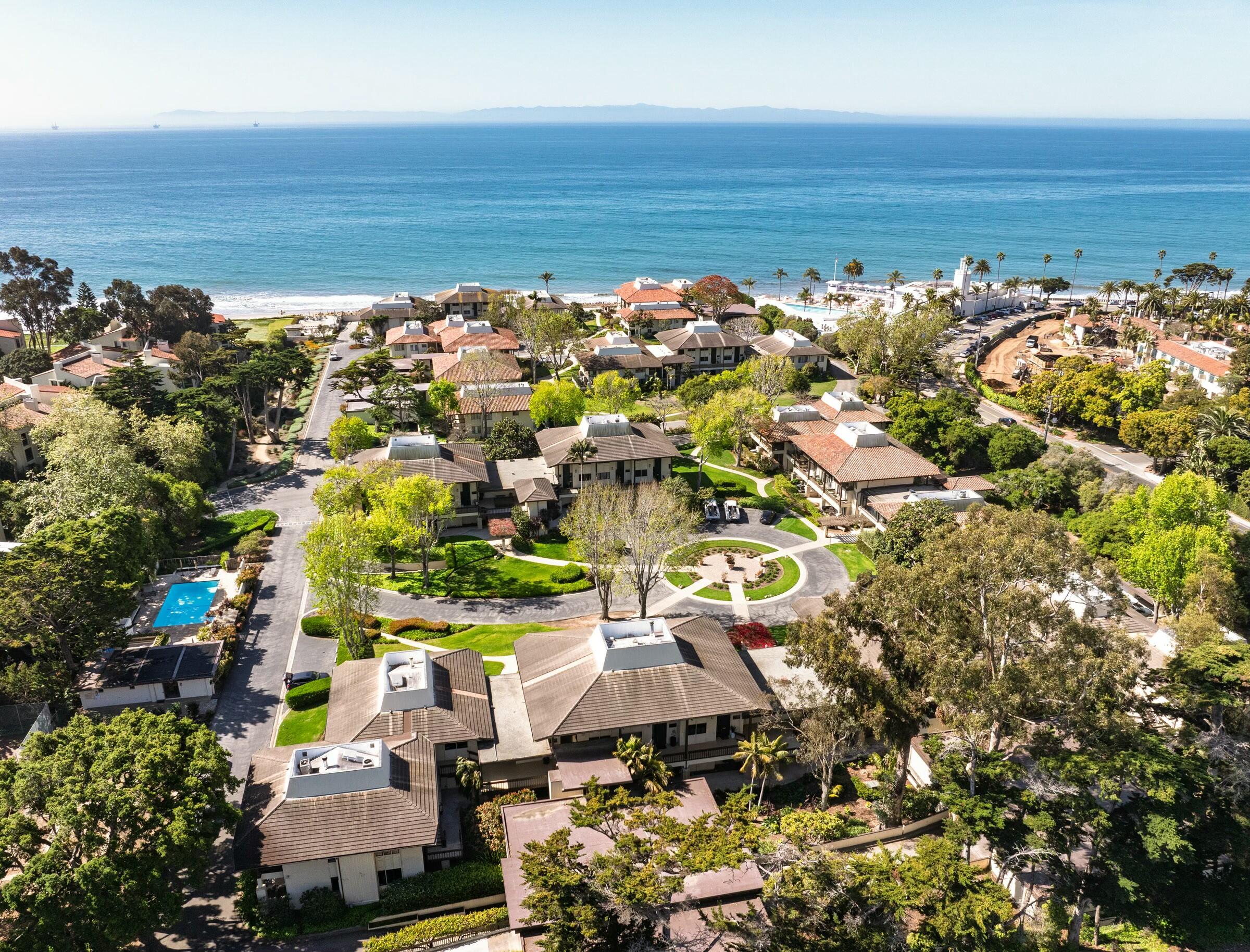 Montecito, California 93108, United States, 2 Bedrooms Bedrooms, ,2 BathroomsBathrooms,Residential,Active,111139