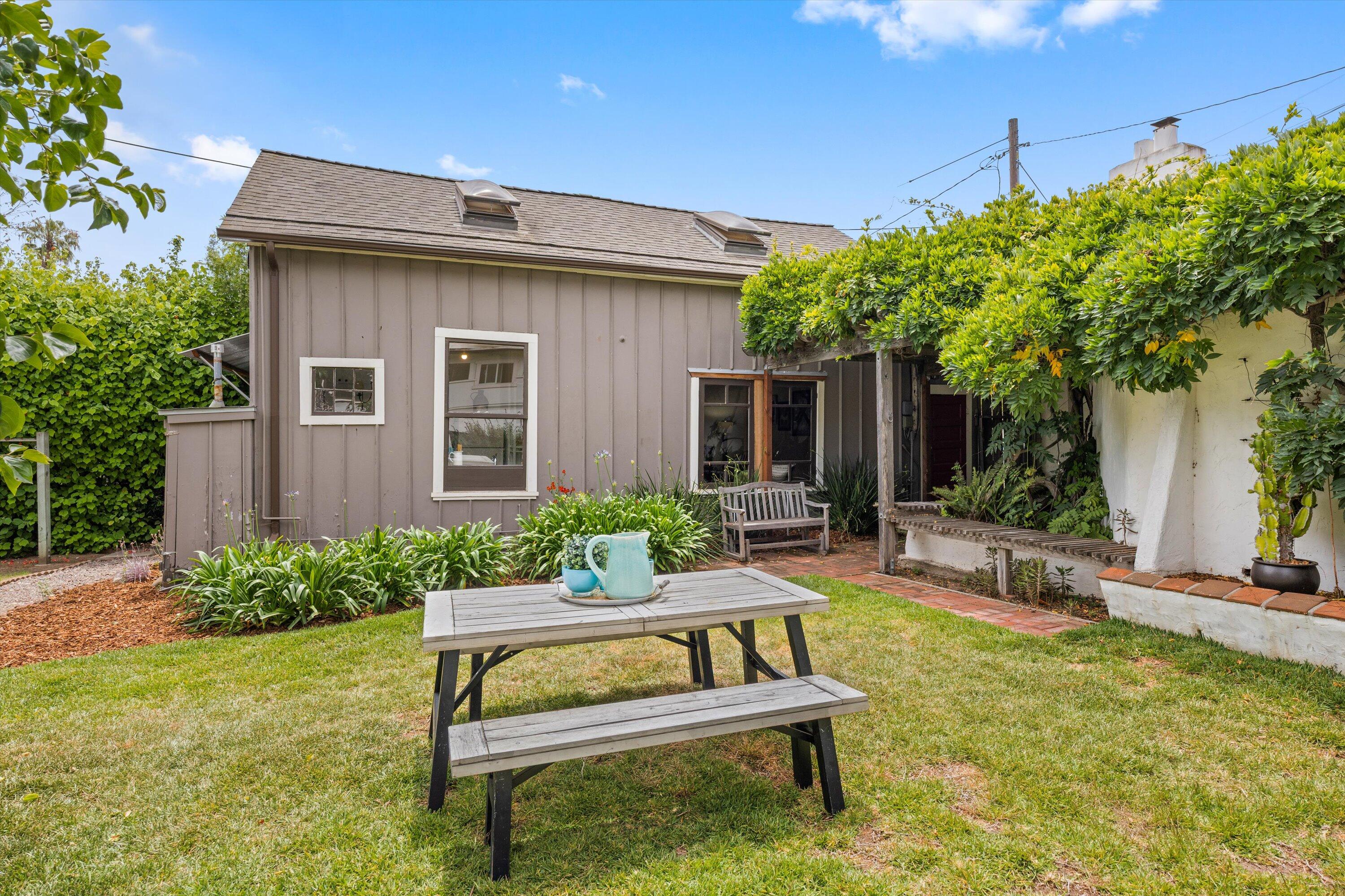 Santa Barbara, California 93101, United States, ,Residential,Active,152782