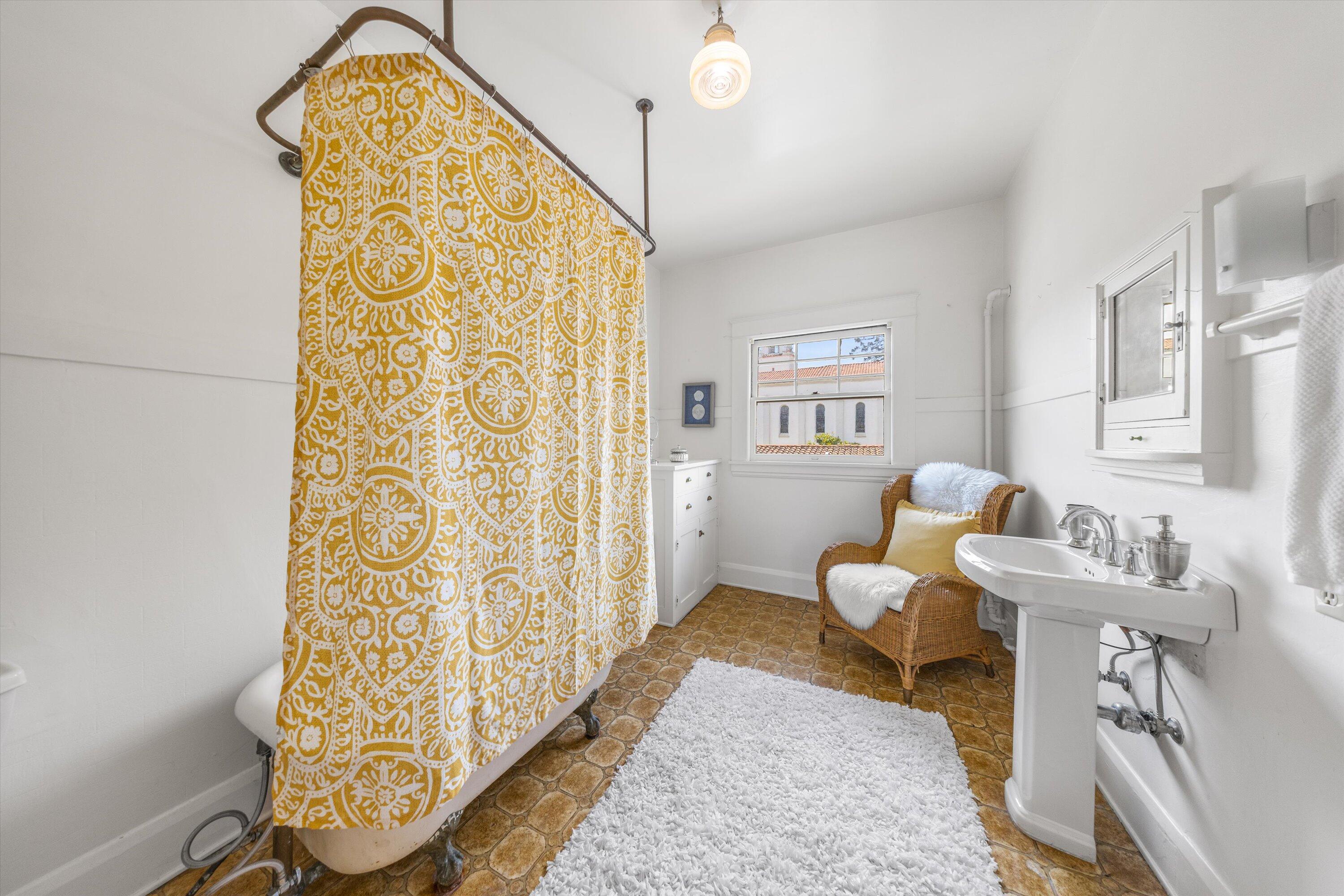 Santa Barbara, California 93101, United States, ,Residential,Active,152782