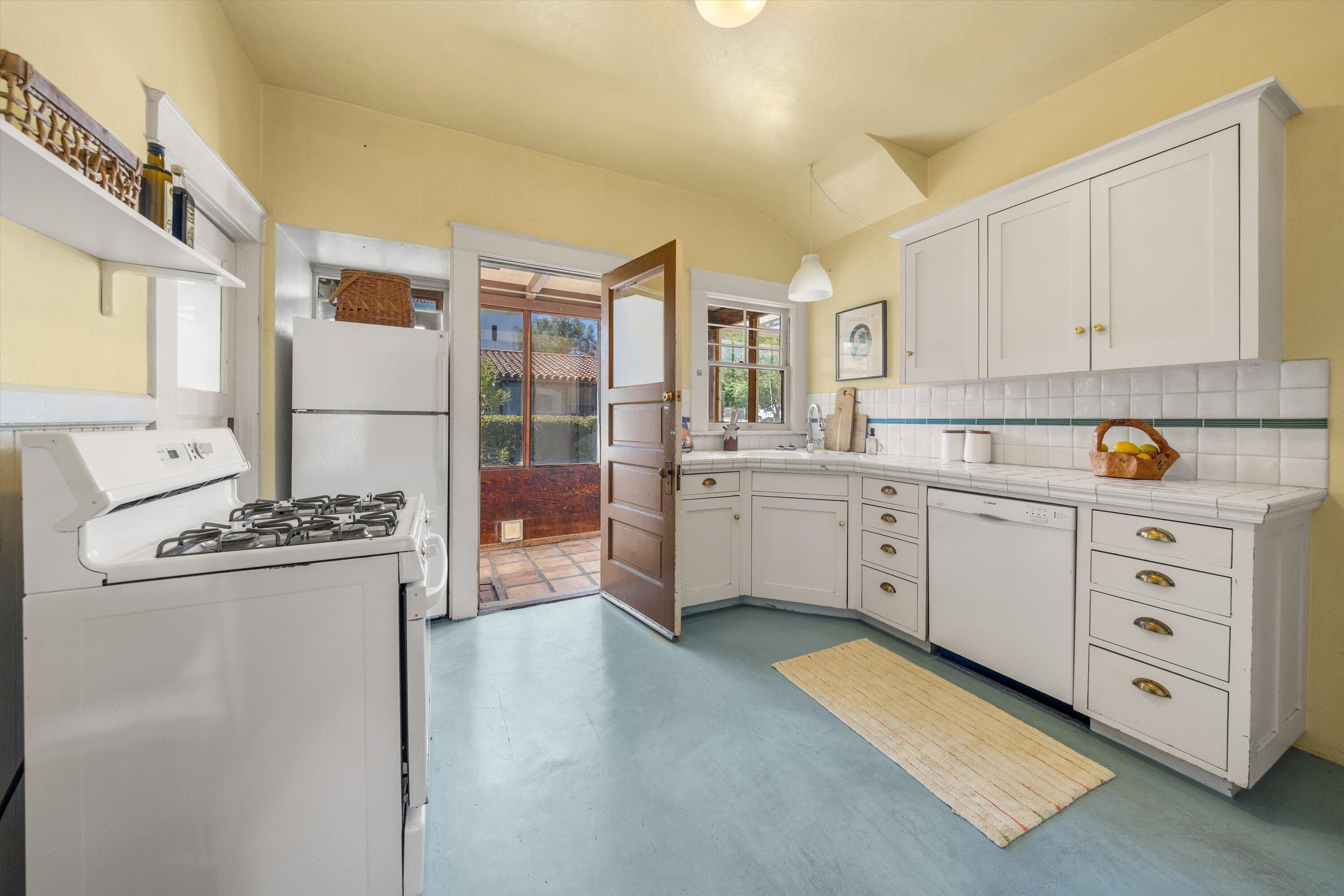 Santa Barbara, California 93101, United States, ,Residential,Active,152782