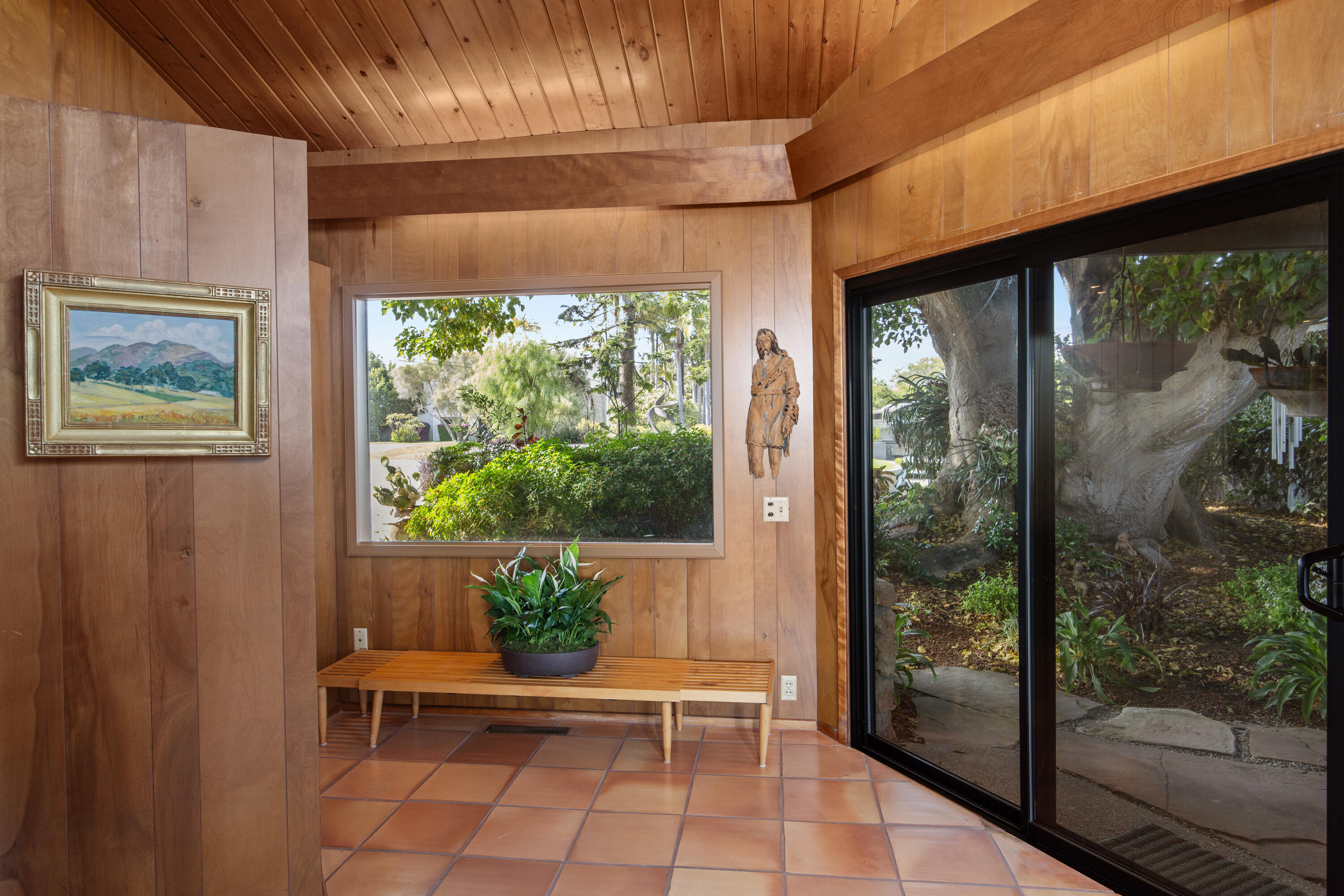 Santa Barbara, California 93111, United States, 5 Bedrooms Bedrooms, ,5 BathroomsBathrooms,Residential,Coming Soon,137935