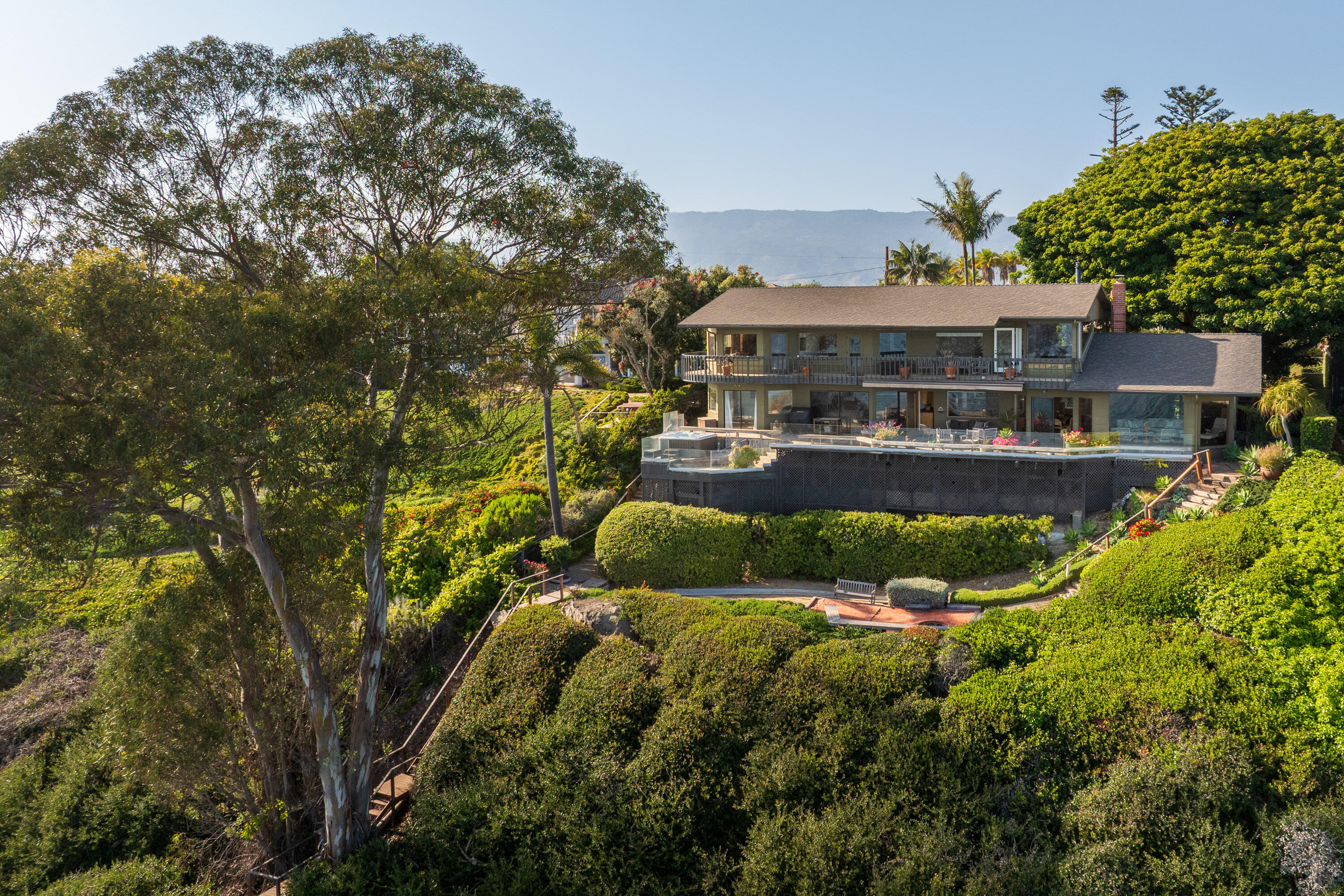 Santa Barbara, California 93111, United States, 5 Bedrooms Bedrooms, ,5 BathroomsBathrooms,Residential,Coming Soon,137935