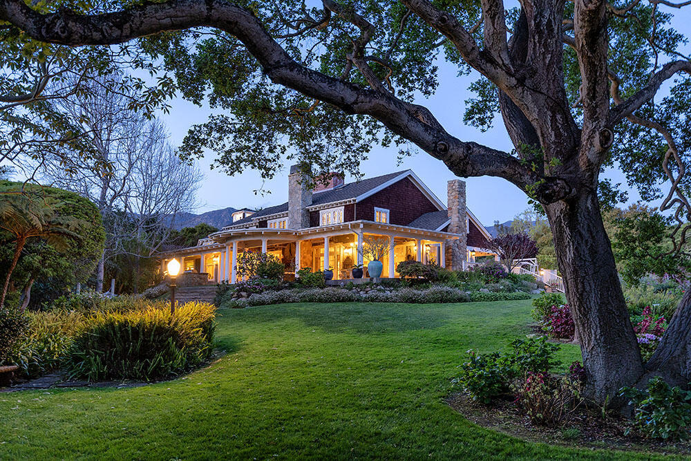 Santa Barbara, California 93108, United States, 7 Bedrooms Bedrooms, ,8 BathroomsBathrooms,Residential,Coming Soon,112894