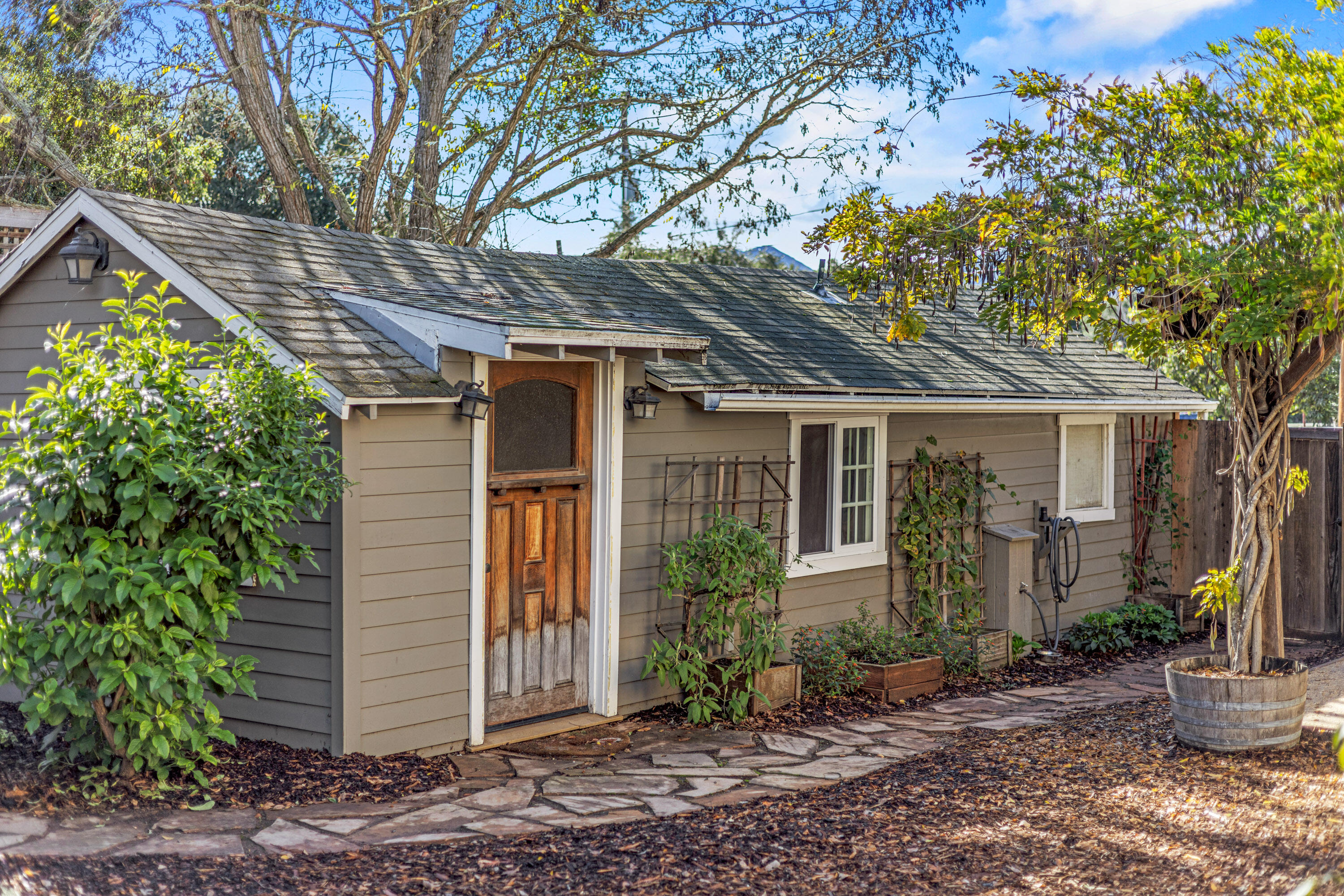 Solvang, California 93463, United States, 2 Bedrooms Bedrooms, ,1 BathroomBathrooms,Residential,Active,247466