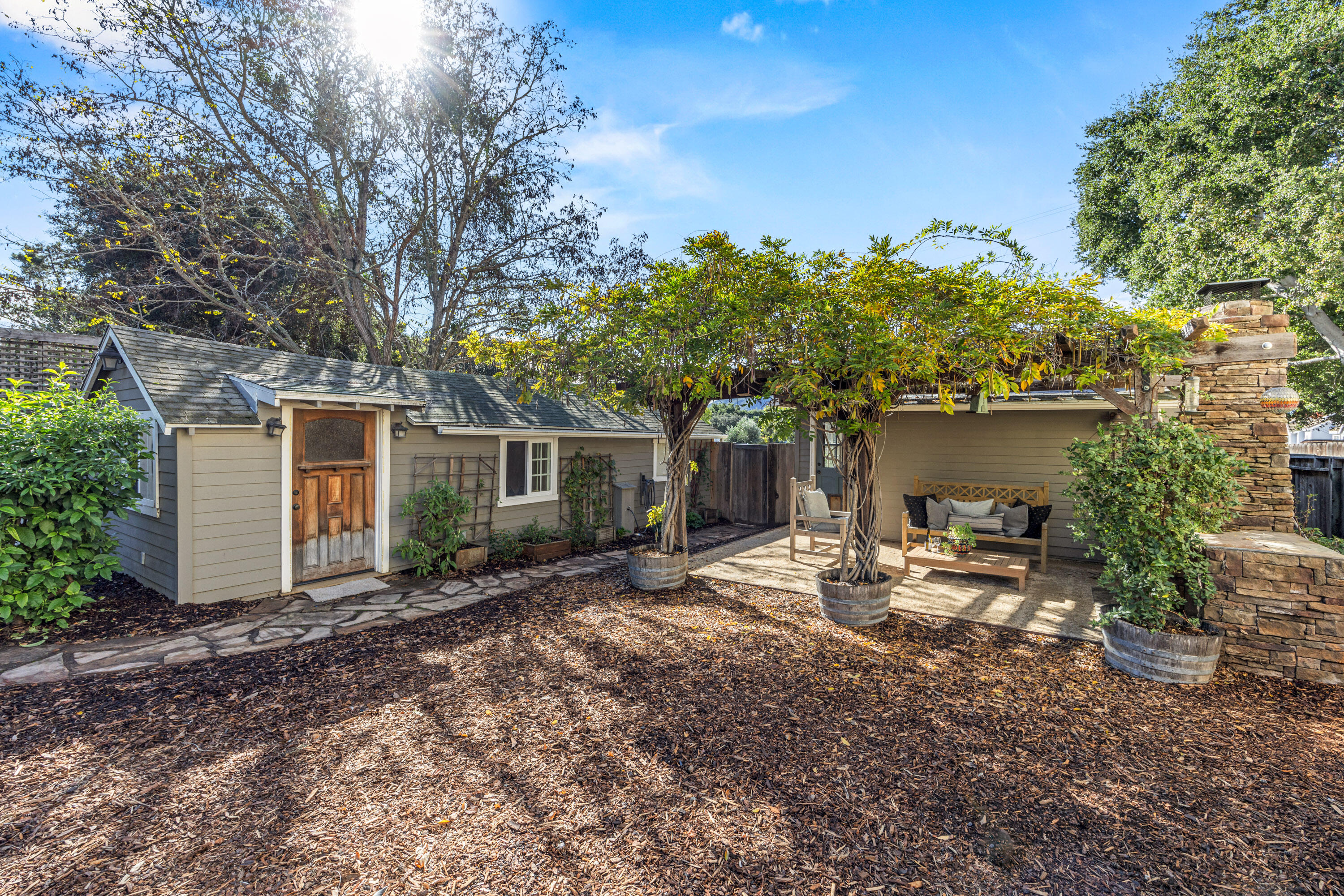 Solvang, California 93463, United States, 2 Bedrooms Bedrooms, ,1 BathroomBathrooms,Residential,Active,247466