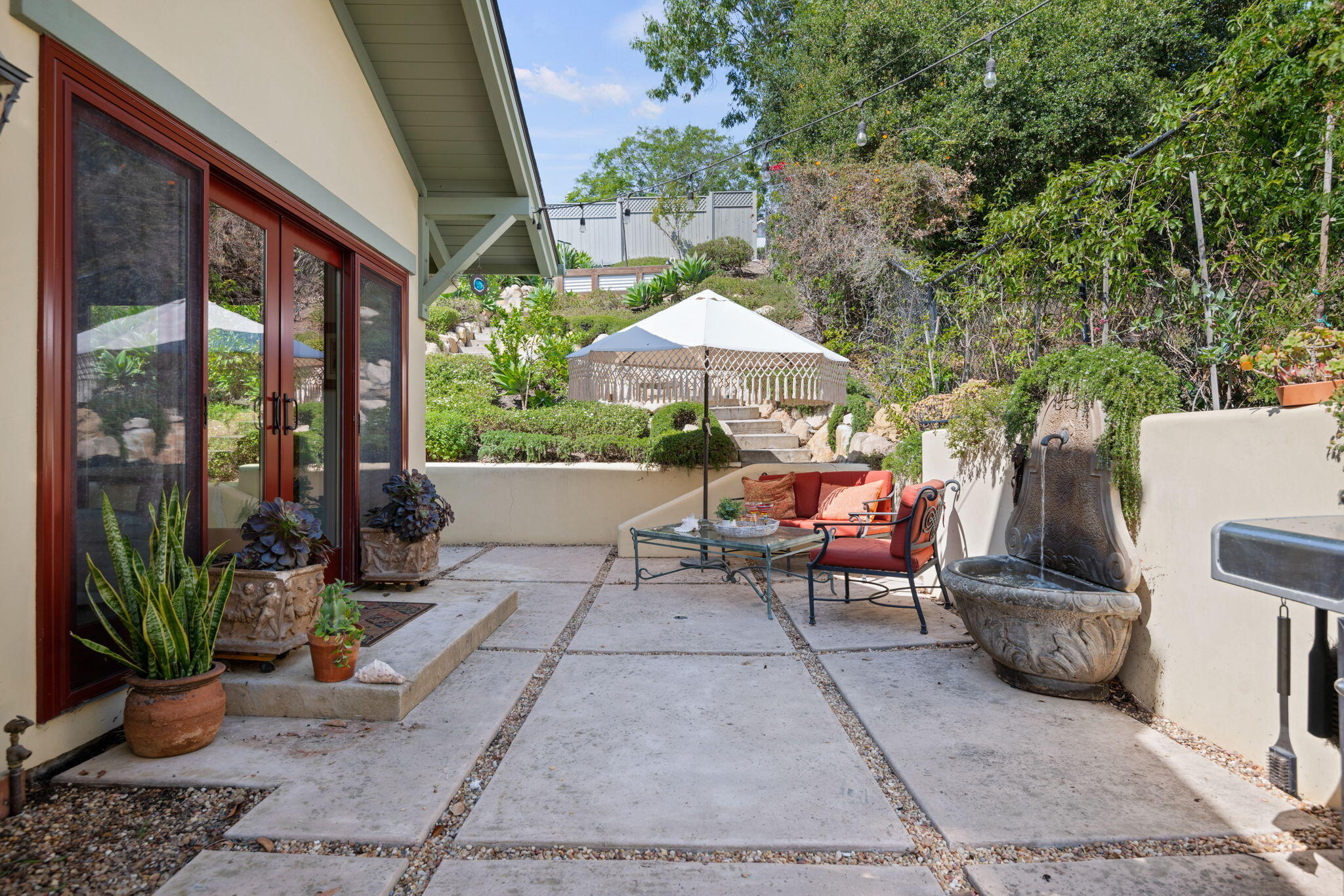 Santa Barbara, California 93103, United States, 3 Bedrooms Bedrooms, ,3 BathroomsBathrooms,Residential,Active,202153