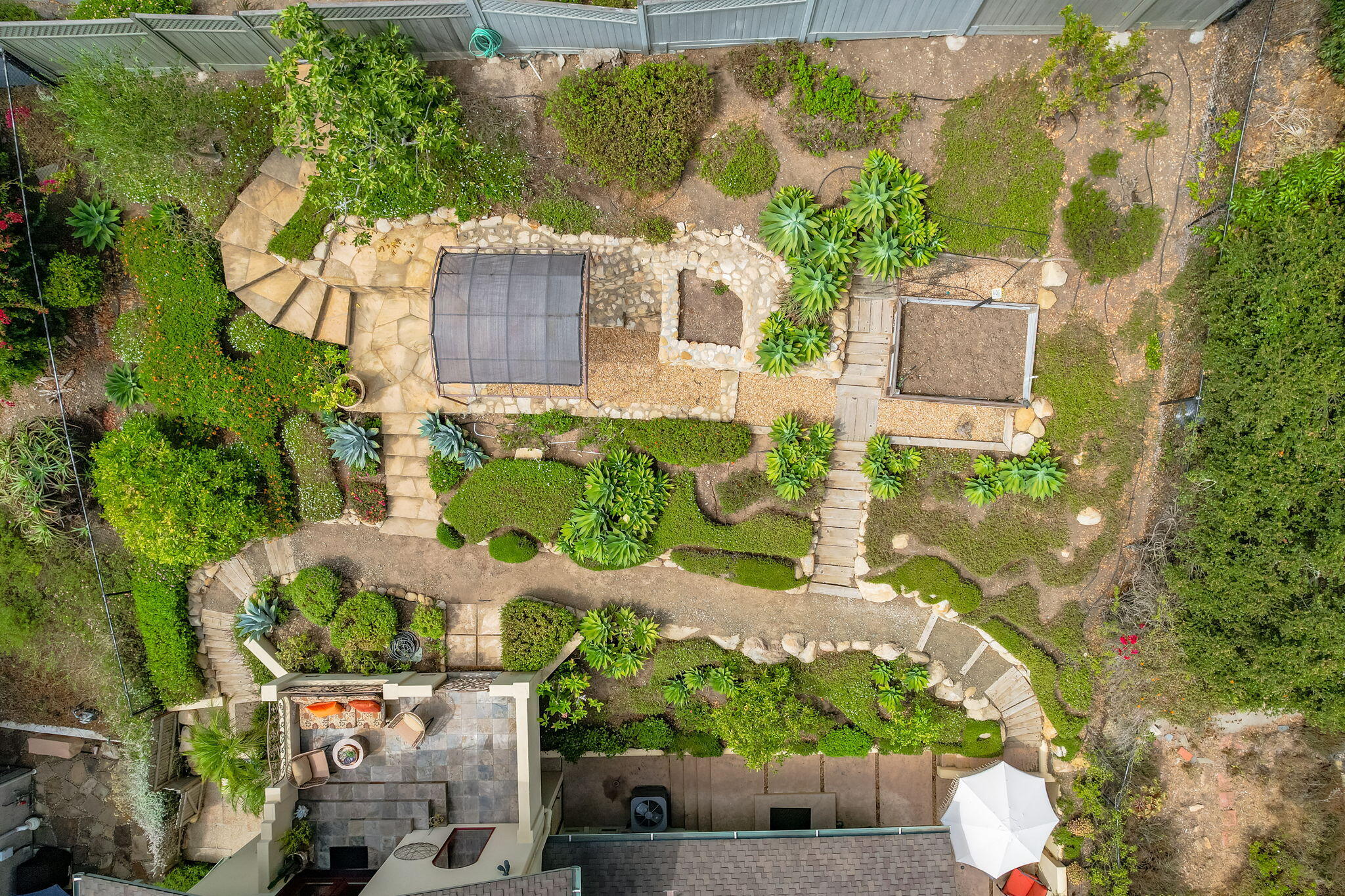 Santa Barbara, California 93103, United States, 3 Bedrooms Bedrooms, ,3 BathroomsBathrooms,Residential,Active,202153