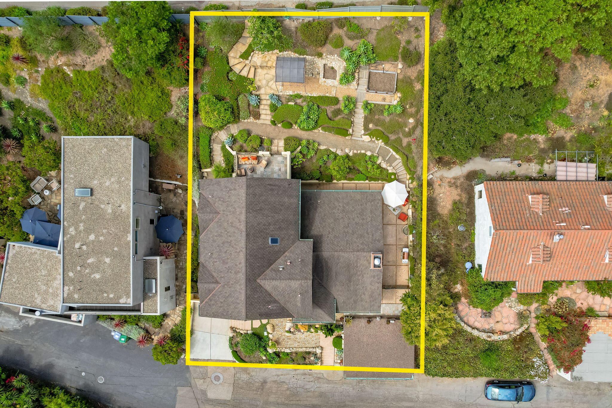 Santa Barbara, California 93103, United States, 3 Bedrooms Bedrooms, ,3 BathroomsBathrooms,Residential,Active,202153