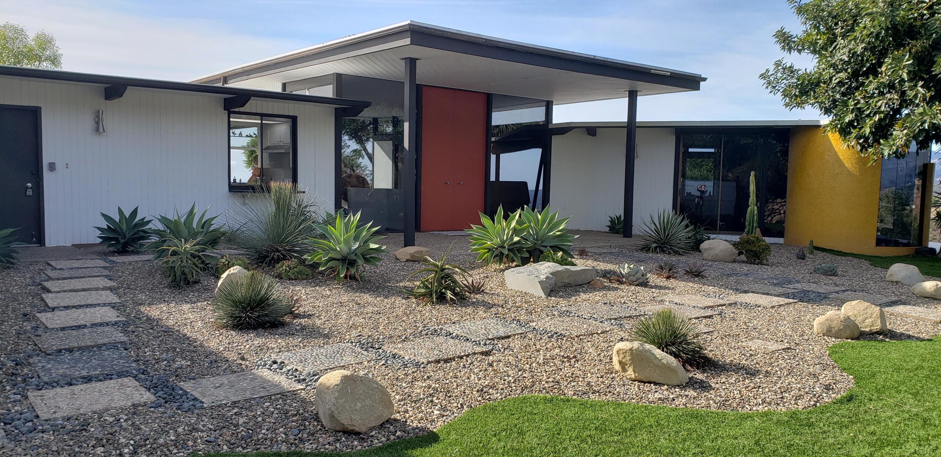 Santa Barbara, California 93105, United States, 5 Bedrooms Bedrooms, ,5 BathroomsBathrooms,Residential,Active,30585