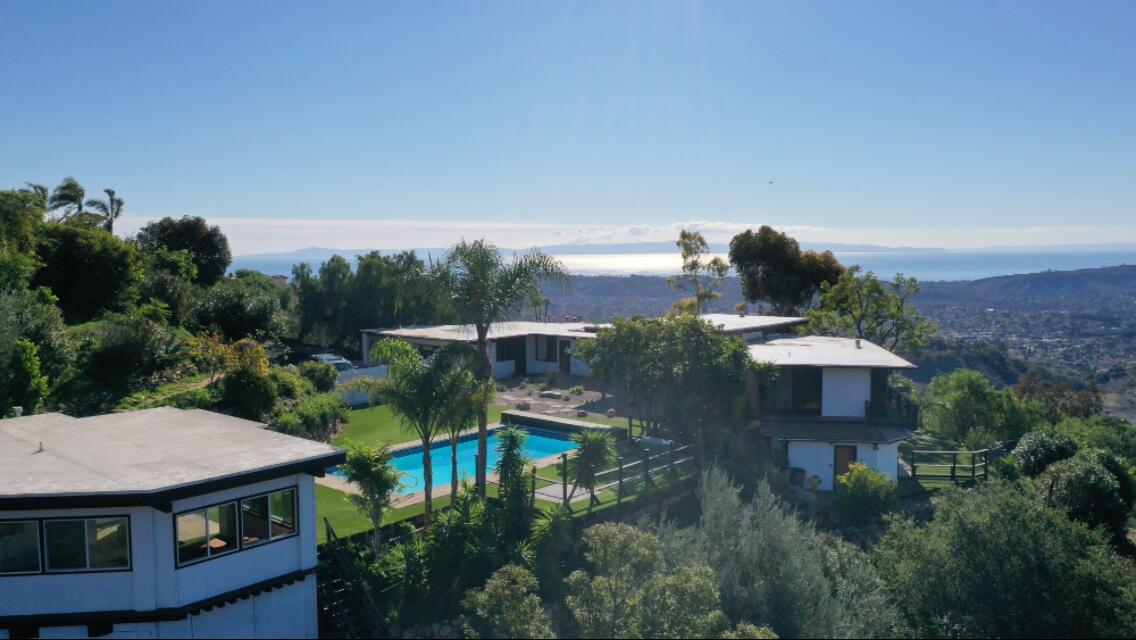 Santa Barbara, California 93105, United States, 5 Bedrooms Bedrooms, ,5 BathroomsBathrooms,Residential,Active,30585