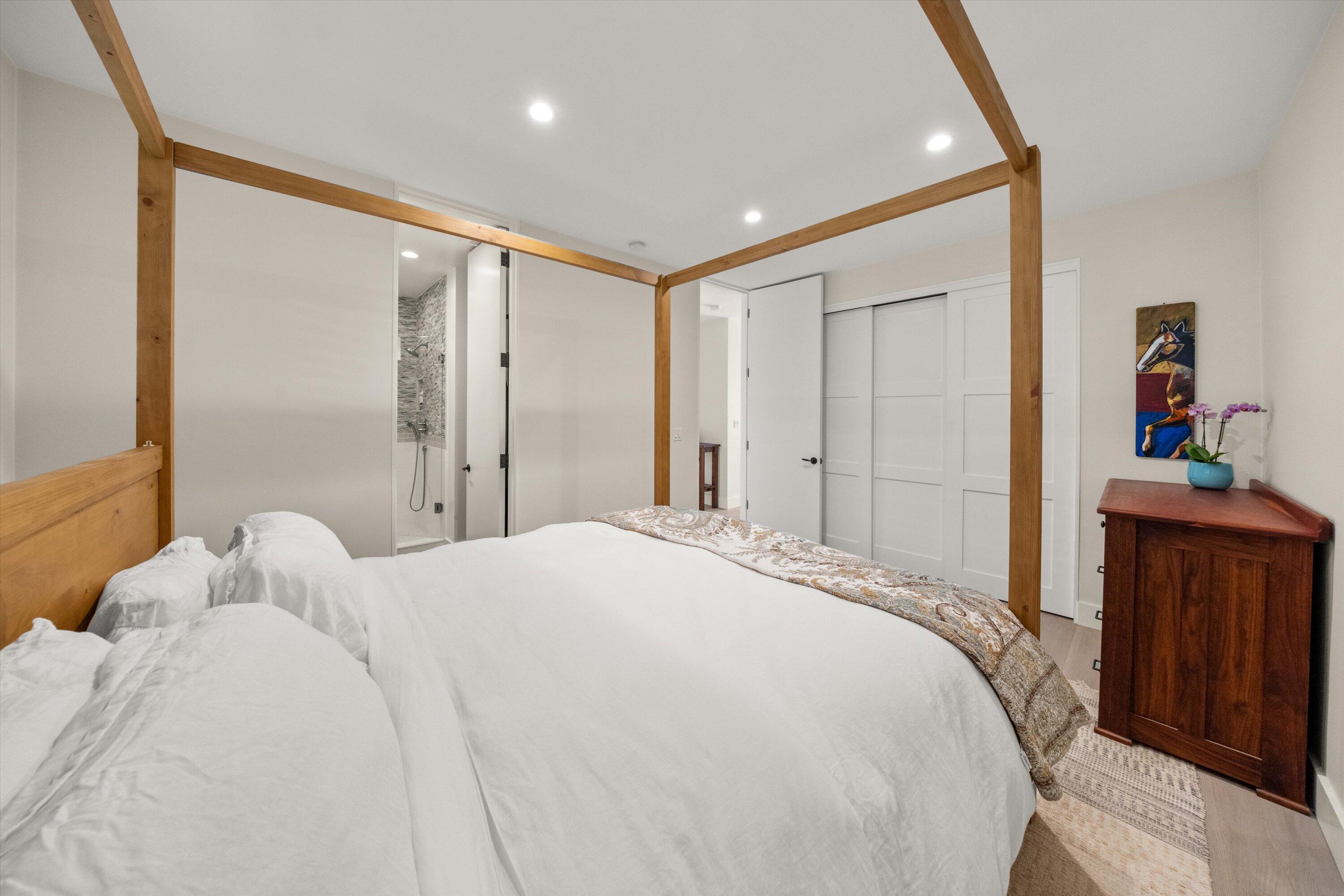 Santa Barbara, California 93108, United States, 1 Bedroom Bedrooms, ,2 BathroomsBathrooms,Residential,Active,193577