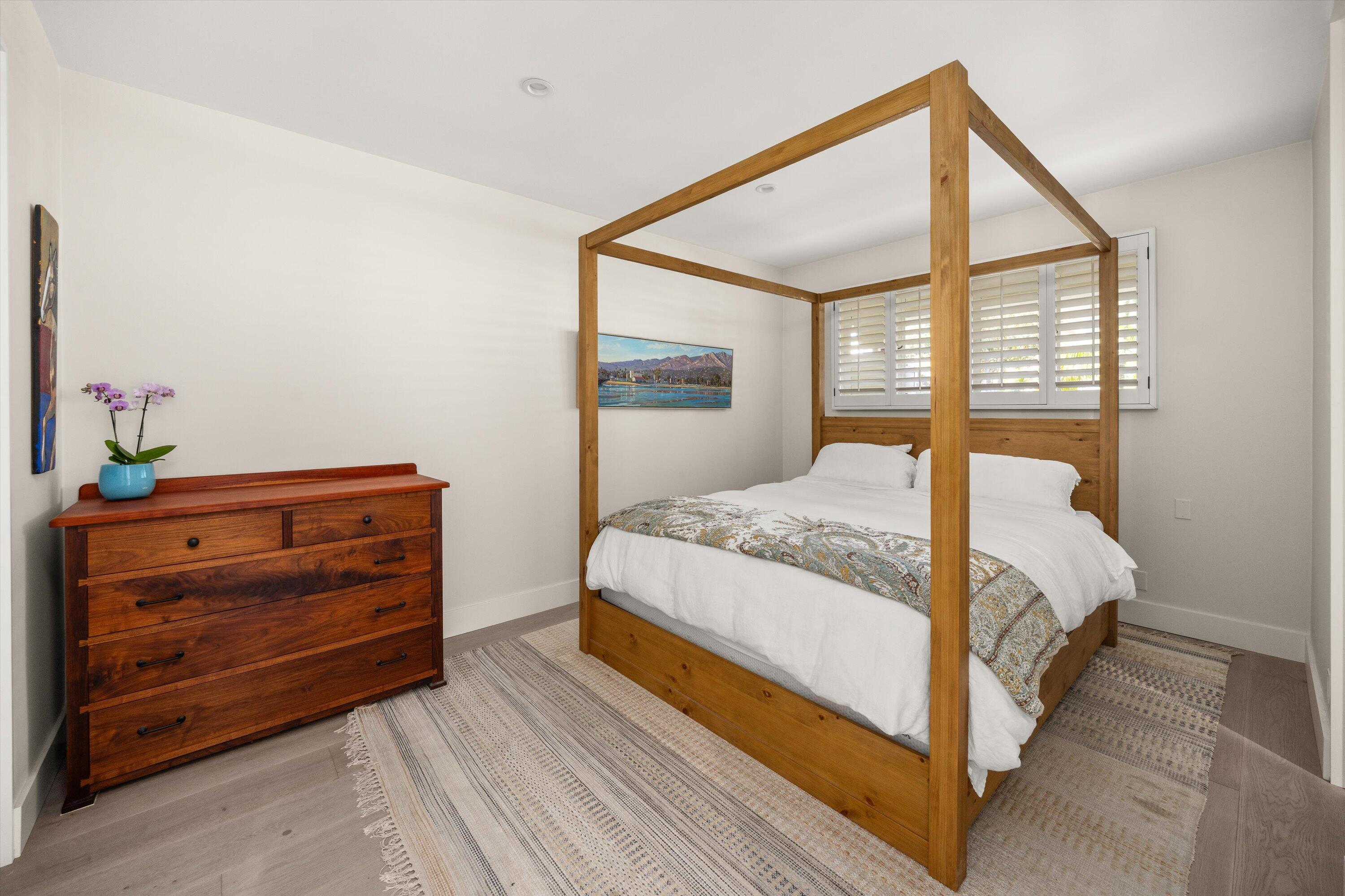 Santa Barbara, California 93108, United States, 1 Bedroom Bedrooms, ,2 BathroomsBathrooms,Residential,Active,193577