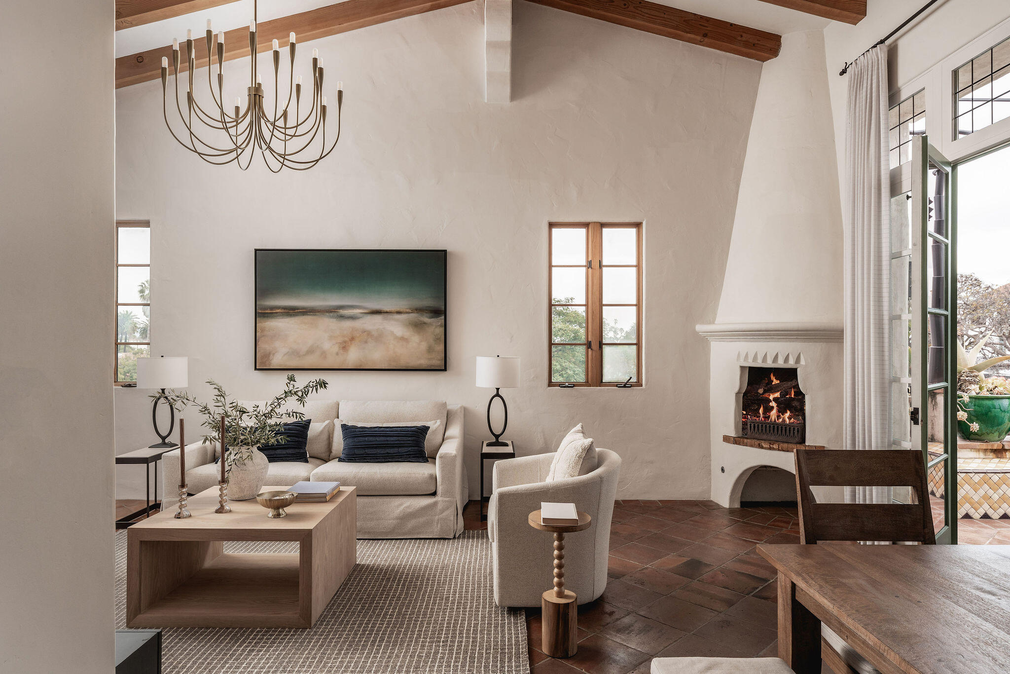 12 W Gutierrez Street