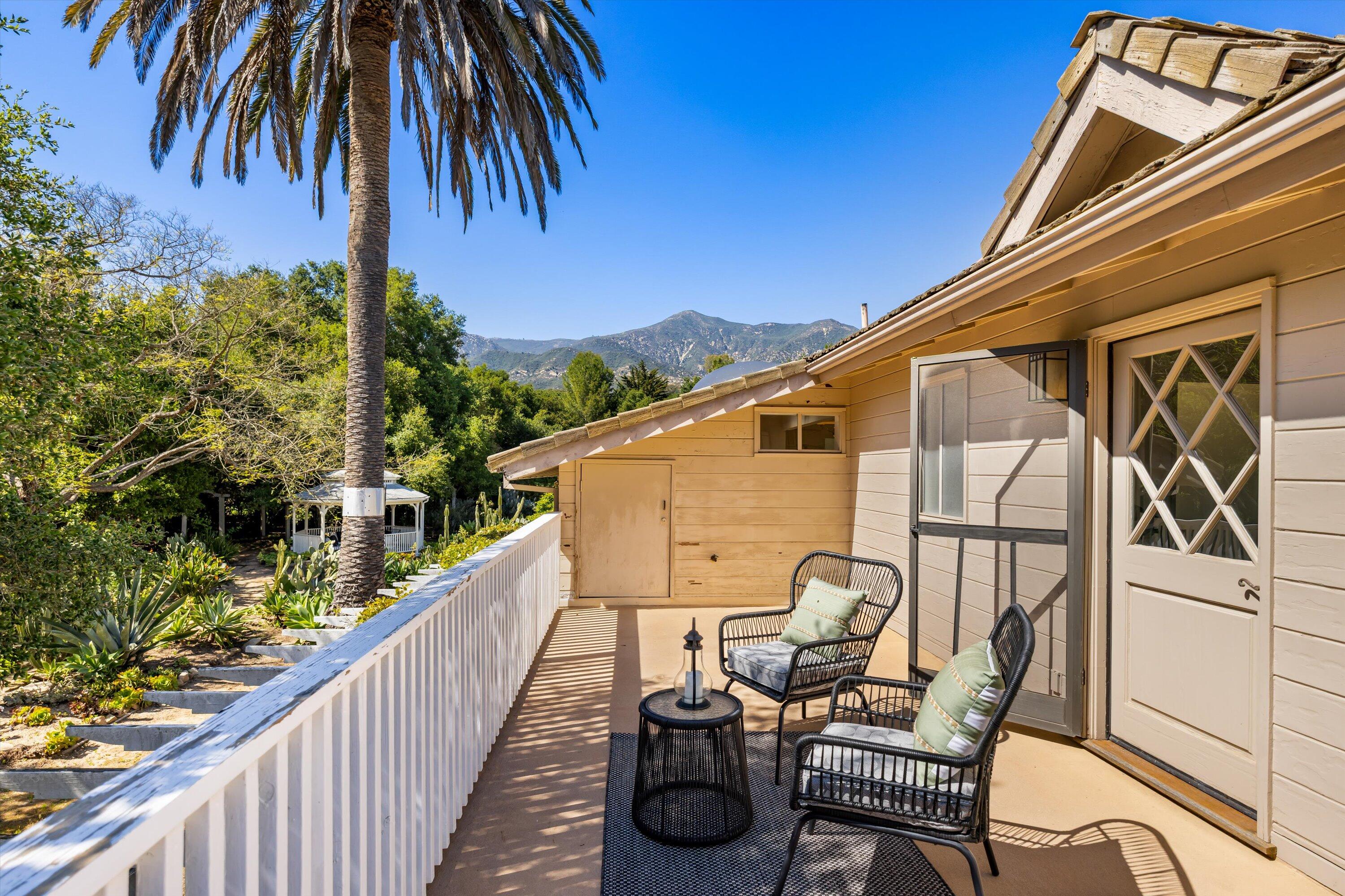 Montecito, California 93108, United States, 4 Bedrooms Bedrooms, ,4 BathroomsBathrooms,Residential,Pending,121643