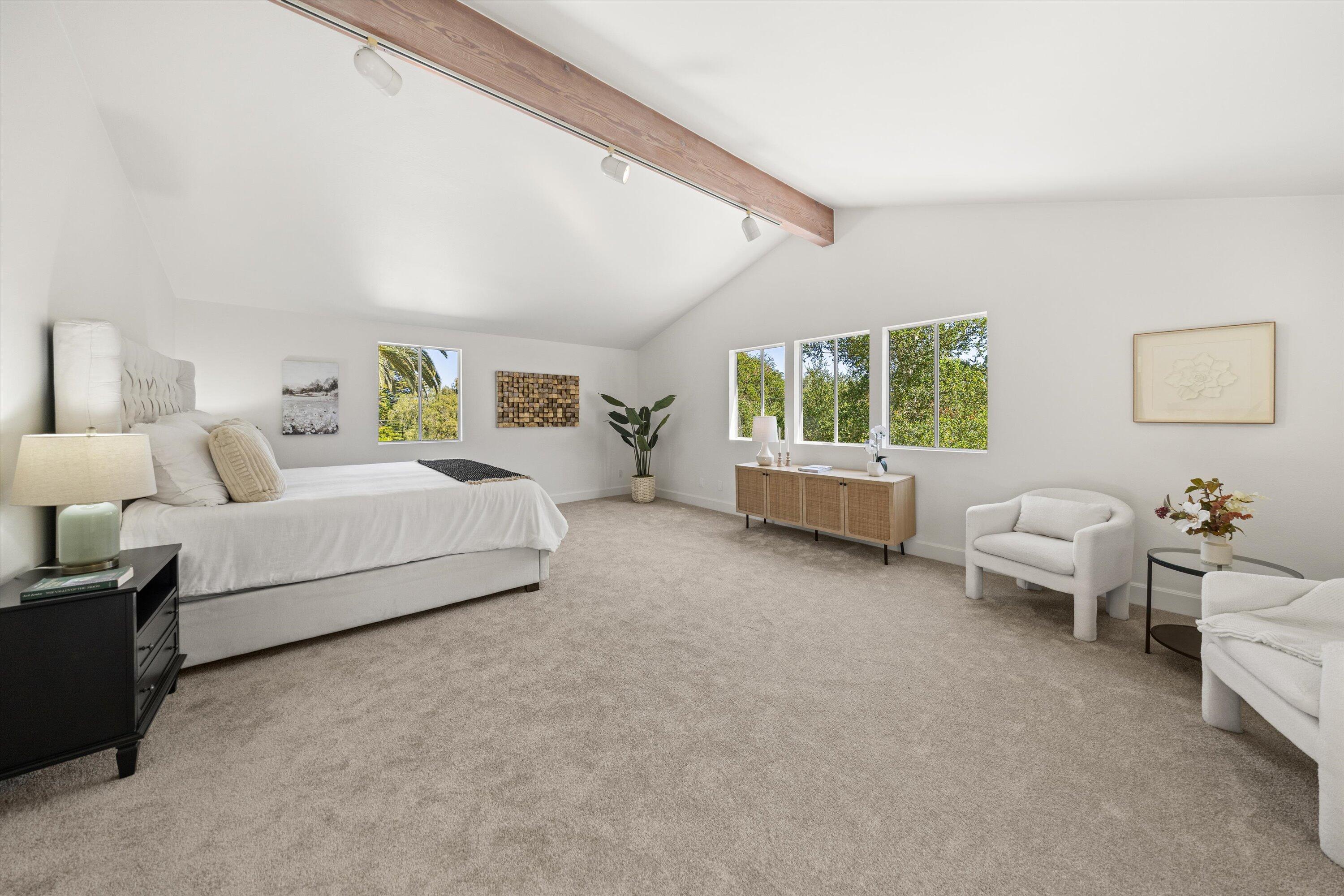 Montecito, California 93108, United States, 4 Bedrooms Bedrooms, ,4 BathroomsBathrooms,Residential,Pending,121643