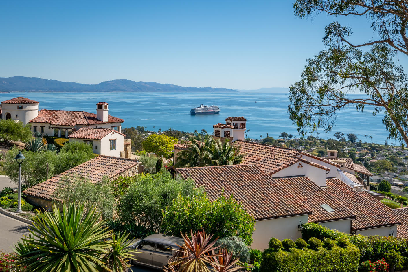 1643 La Vista Del Oceano