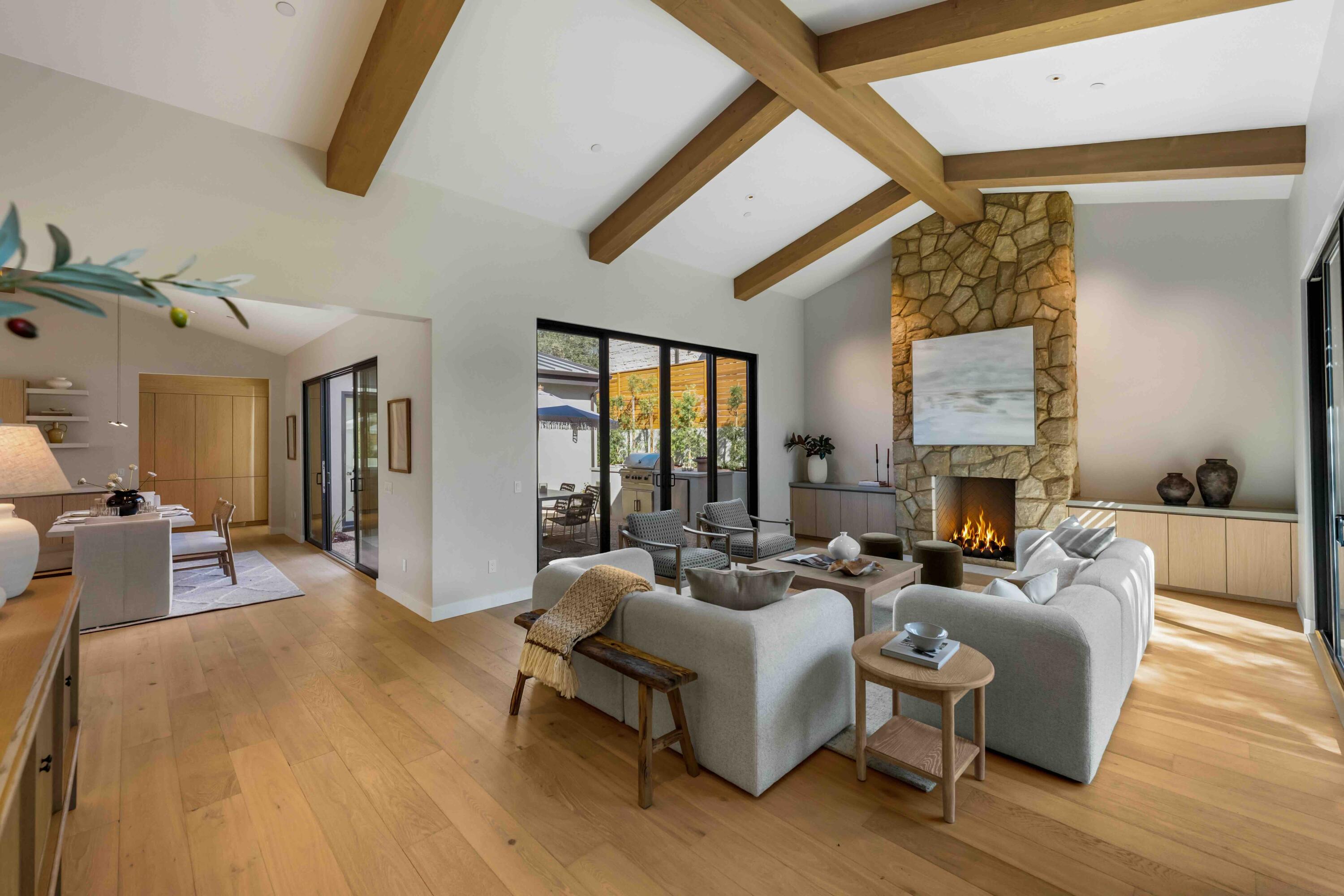 3880 Oak Terrace