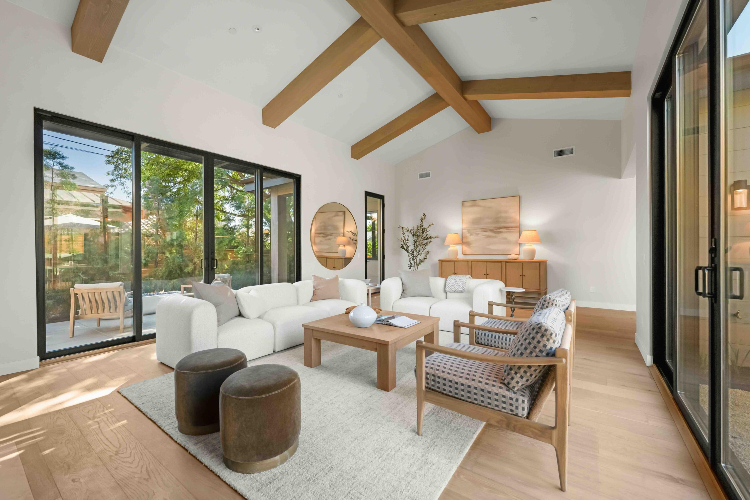 3880 Oak Terrace