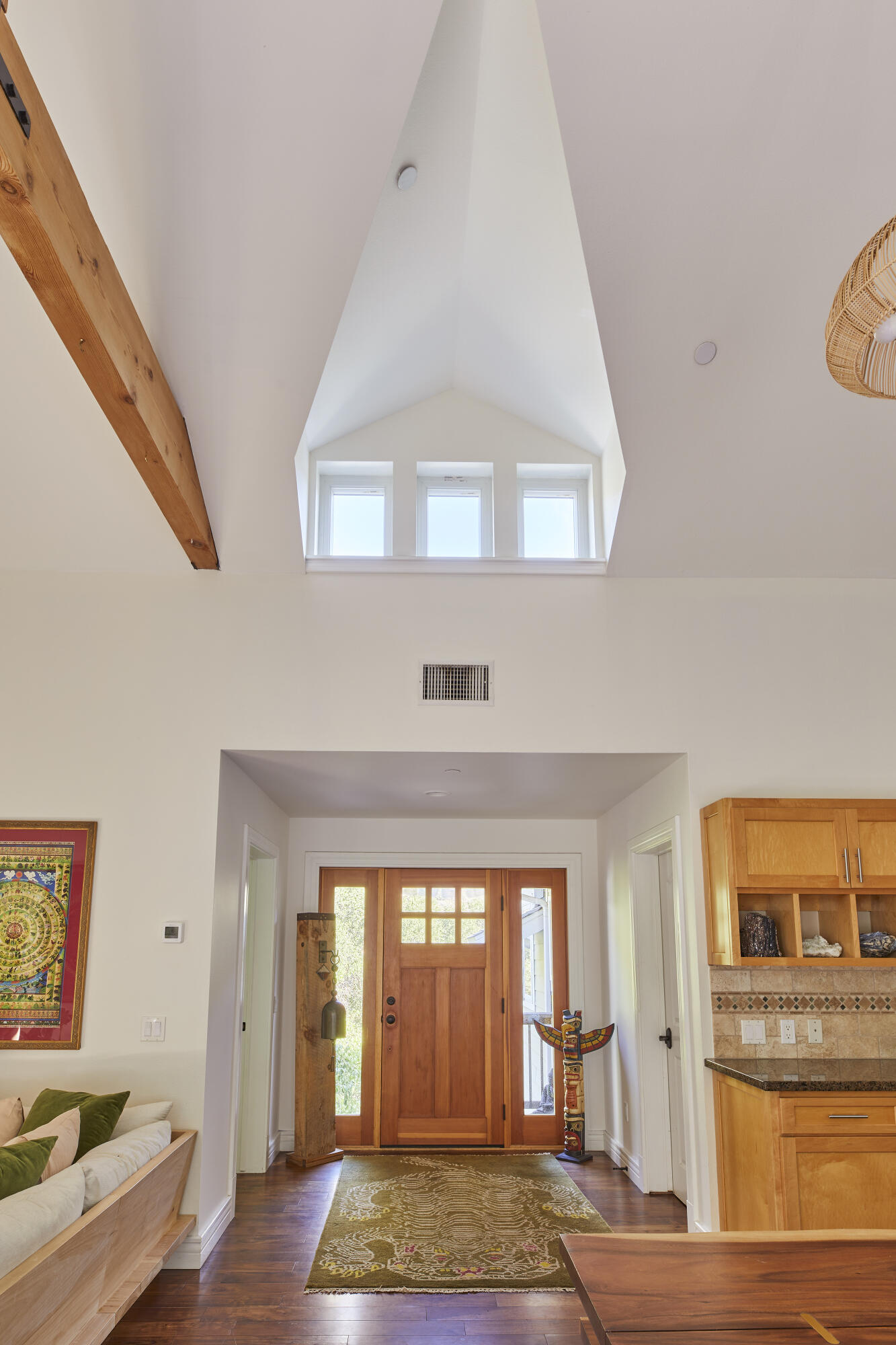 Ojai, California 93023, United States, 6 Bedrooms Bedrooms, ,5 BathroomsBathrooms,Residential,Active,204035