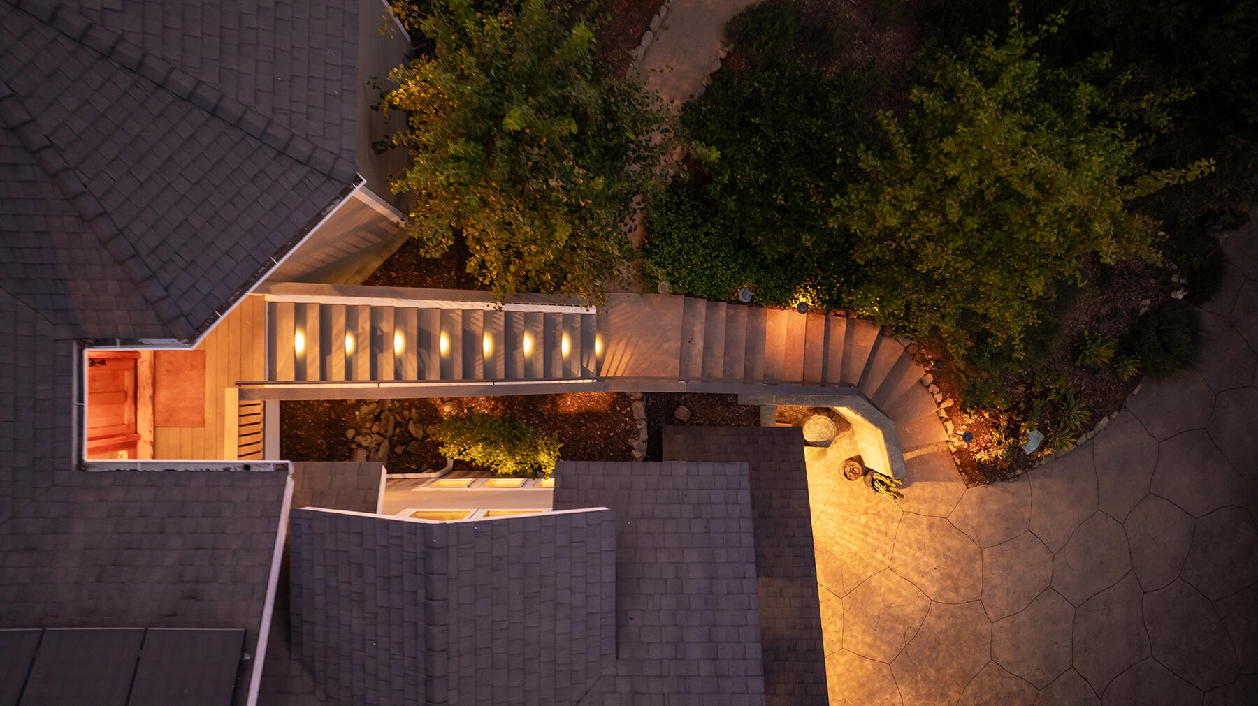 Ojai, California 93023, United States, 6 Bedrooms Bedrooms, ,5 BathroomsBathrooms,Residential,Active,204035