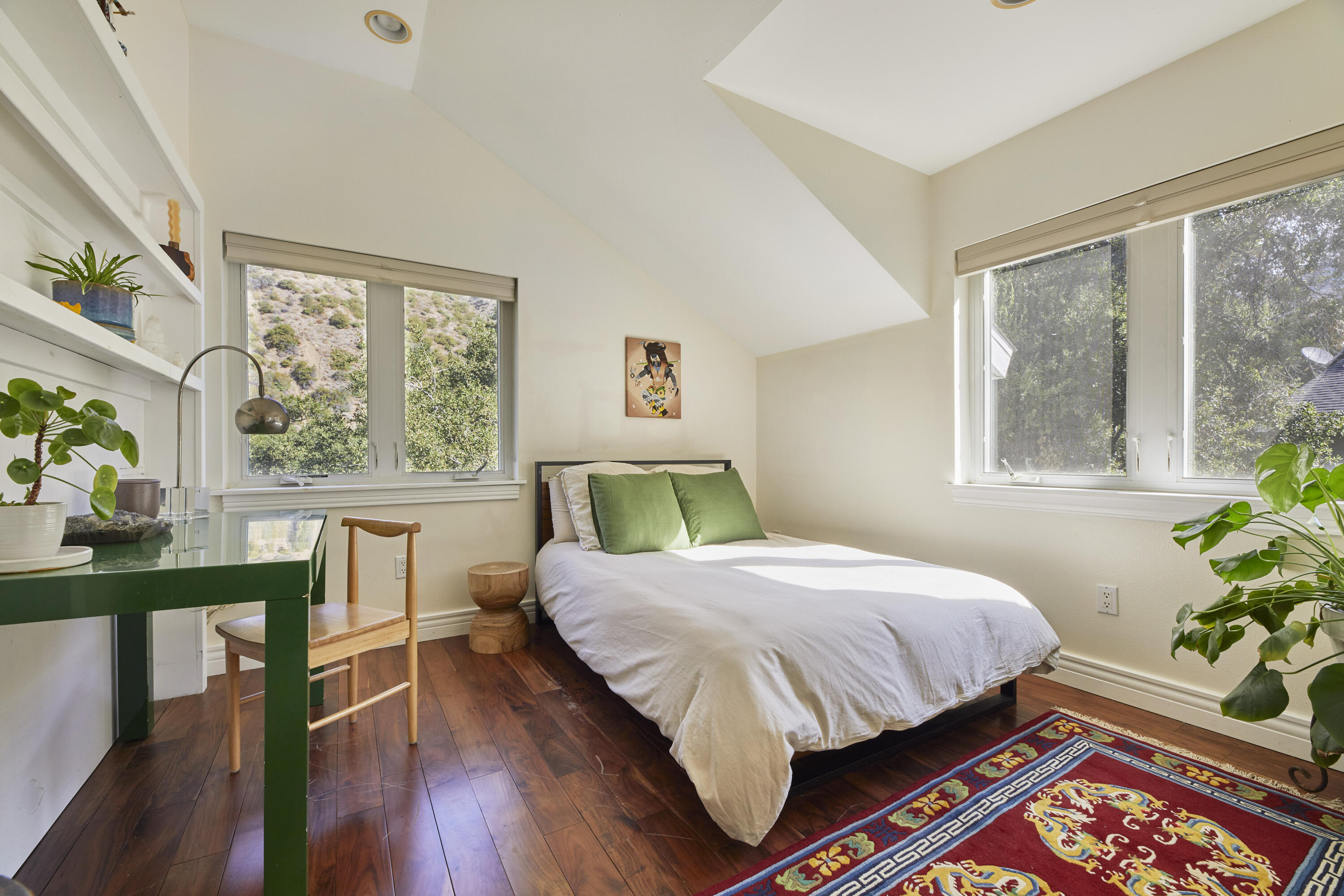 Ojai, California 93023, United States, 6 Bedrooms Bedrooms, ,5 BathroomsBathrooms,Residential,Active,204035