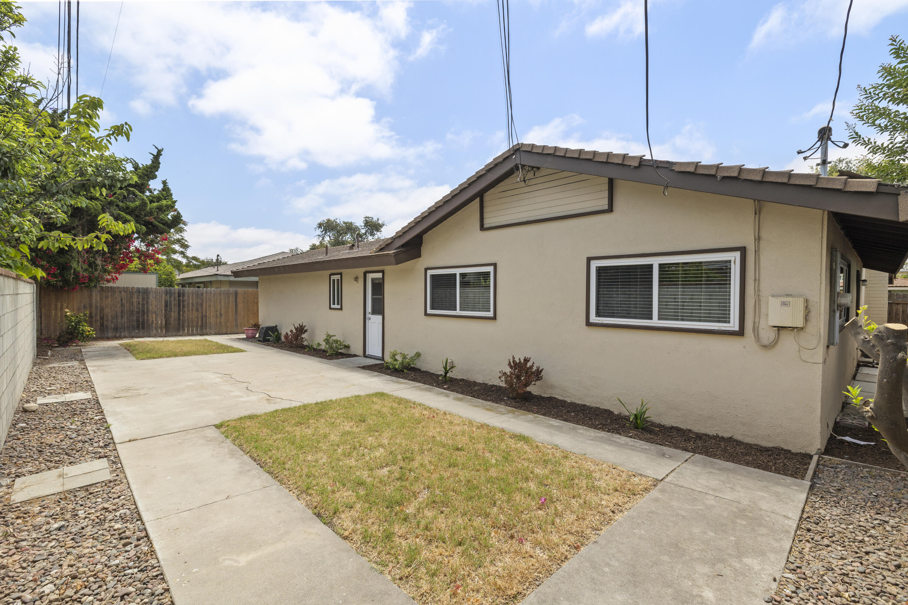 Oxnard, California 93030, United States, 3 Bedrooms Bedrooms, ,3 BathroomsBathrooms,Residential,Active,164039