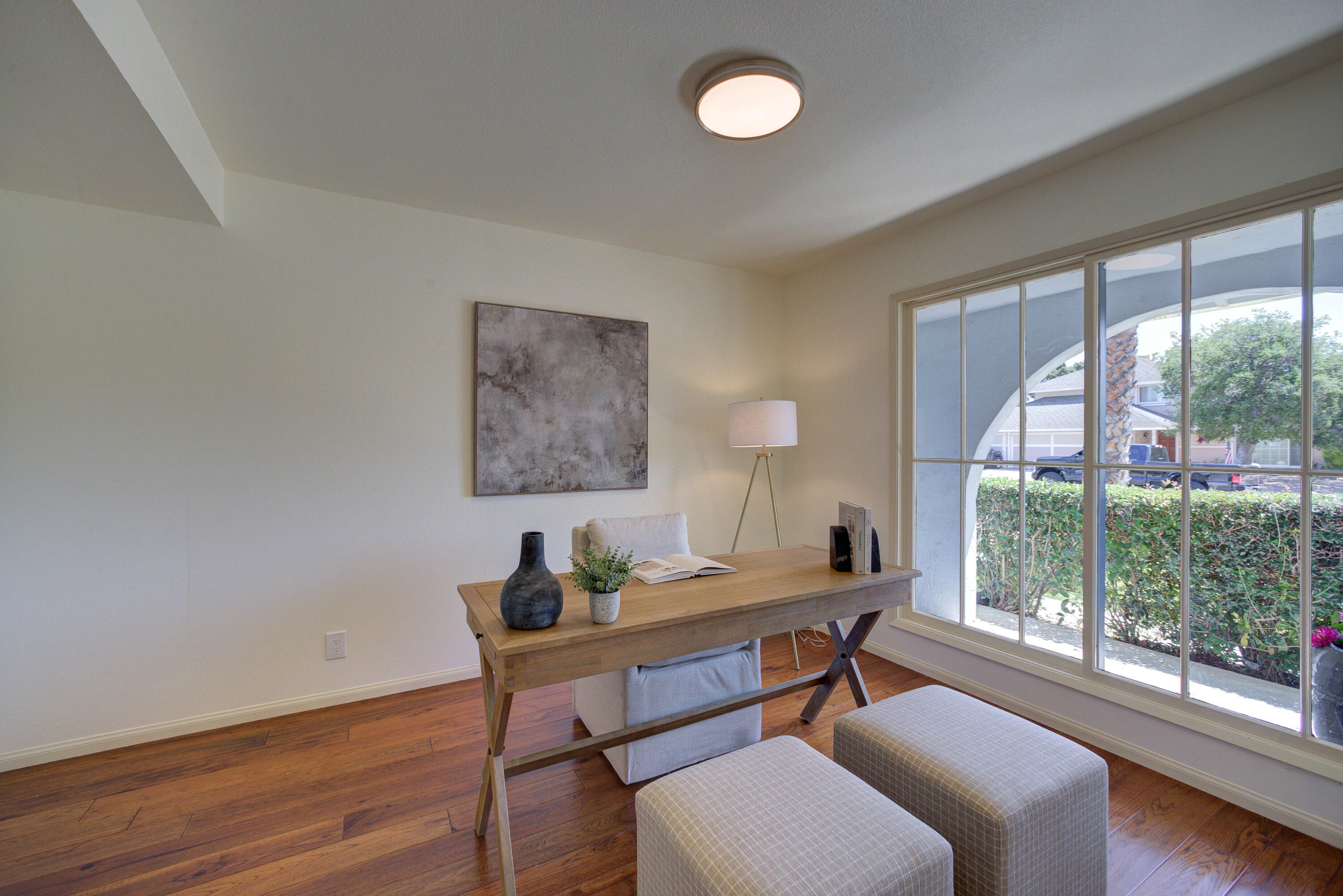 Santa Barbara, California 93117, United States, 4 Bedrooms Bedrooms, ,3 BathroomsBathrooms,Residential,Pending,186496