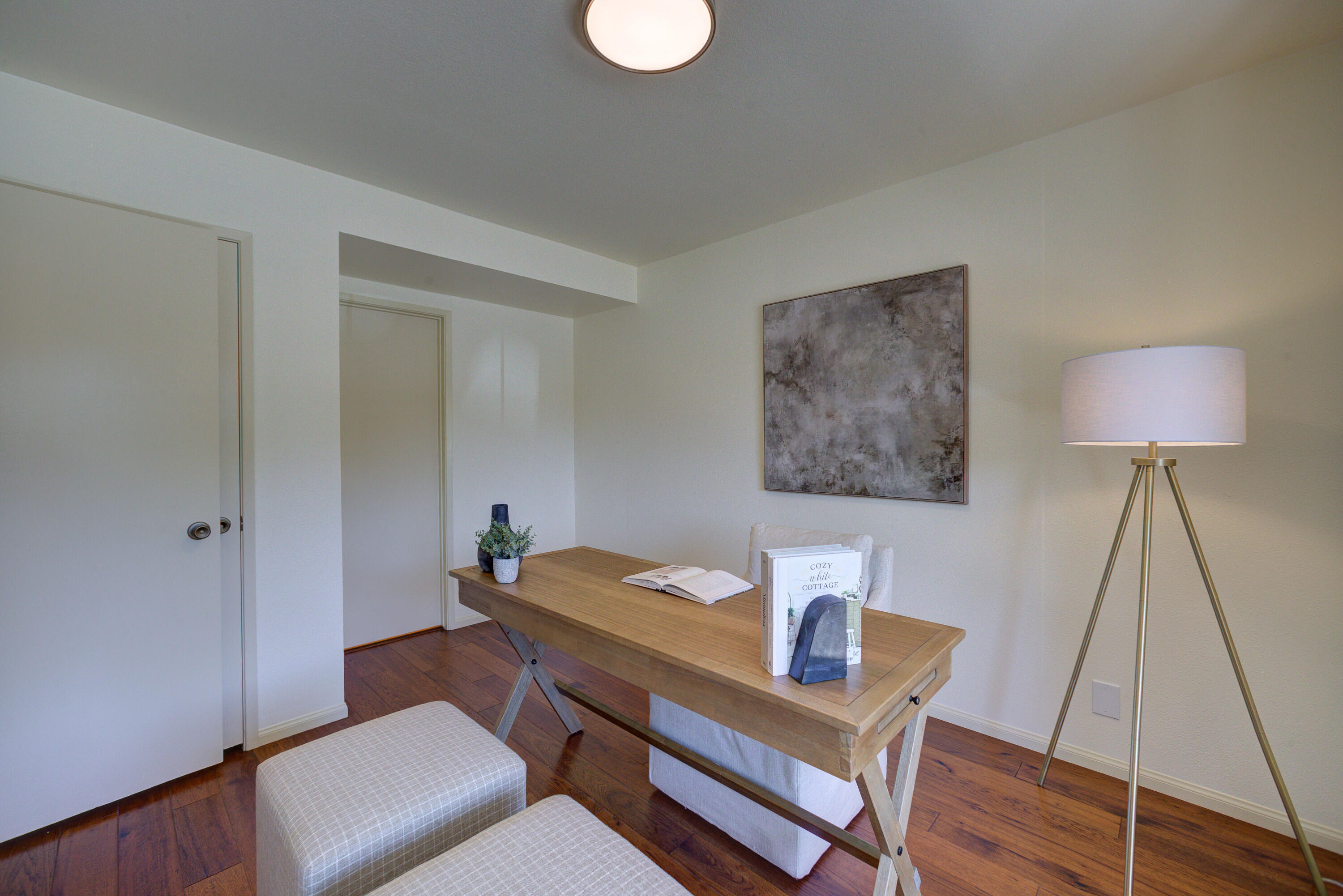 Santa Barbara, California 93117, United States, 4 Bedrooms Bedrooms, ,3 BathroomsBathrooms,Residential,Pending,186496