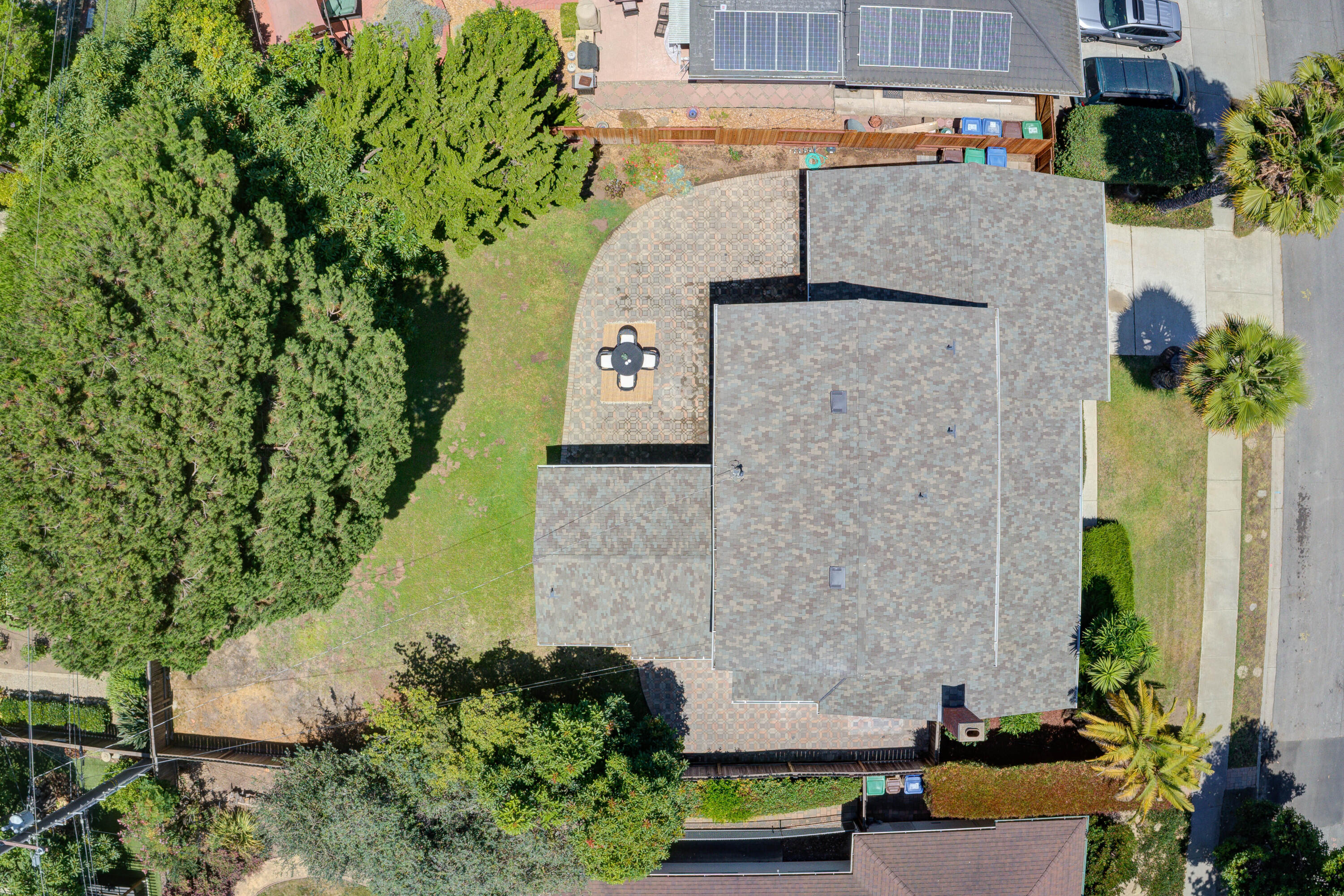 Santa Barbara, California 93117, United States, 4 Bedrooms Bedrooms, ,3 BathroomsBathrooms,Residential,Pending,186496