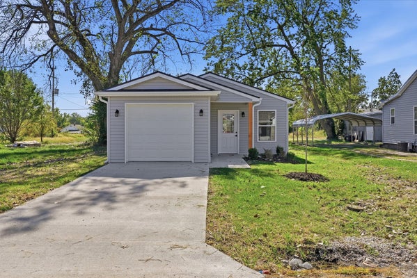 1020 BUCHANAN ST, MOBERLY, MO 65270 - Image 22fcdbfd798e7c60ec4cf74993dc08da/2590091009