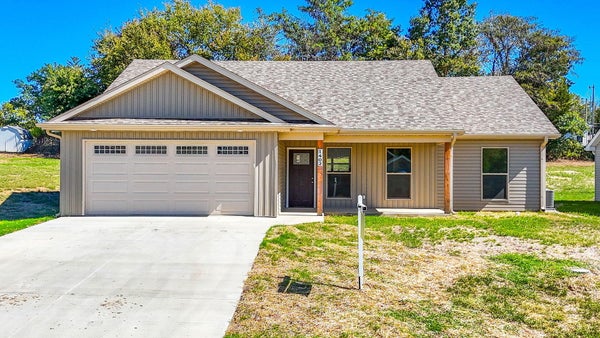 1402 NORTHSIDE DRIVE, MEXICO, MO 65265 - Image 72c5661b4635fdbe9e2cfeaa178f3341/2962991409