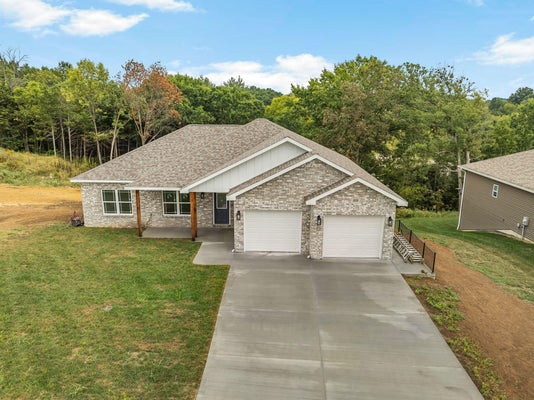 959 COCHISE DR, HOLTS SUMMIT, MO 65043 - Image bceeb8fb9026747f5532eb7bd8a873d6/3017937947