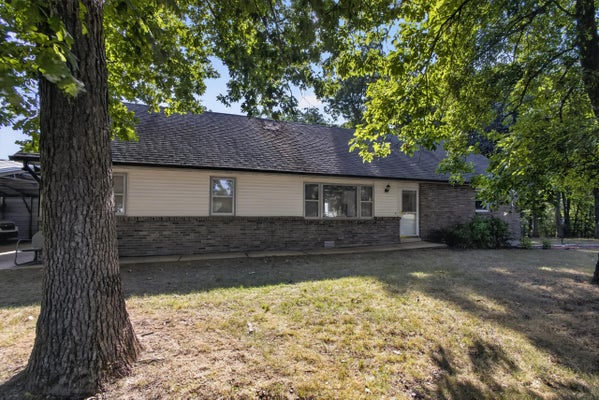 3900 E GRAYBILL RD, STURGEON, MO 65284 - Image e255ba4d66b66436d793a203c8826d39/2094242556