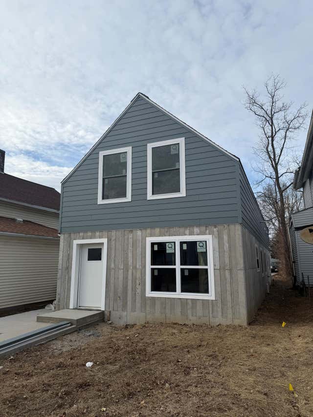 709 E 7TH