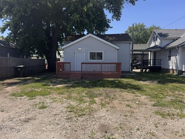 Photo 1 of 26 — 207 ROSELAWN, Muscatine, IA 52761