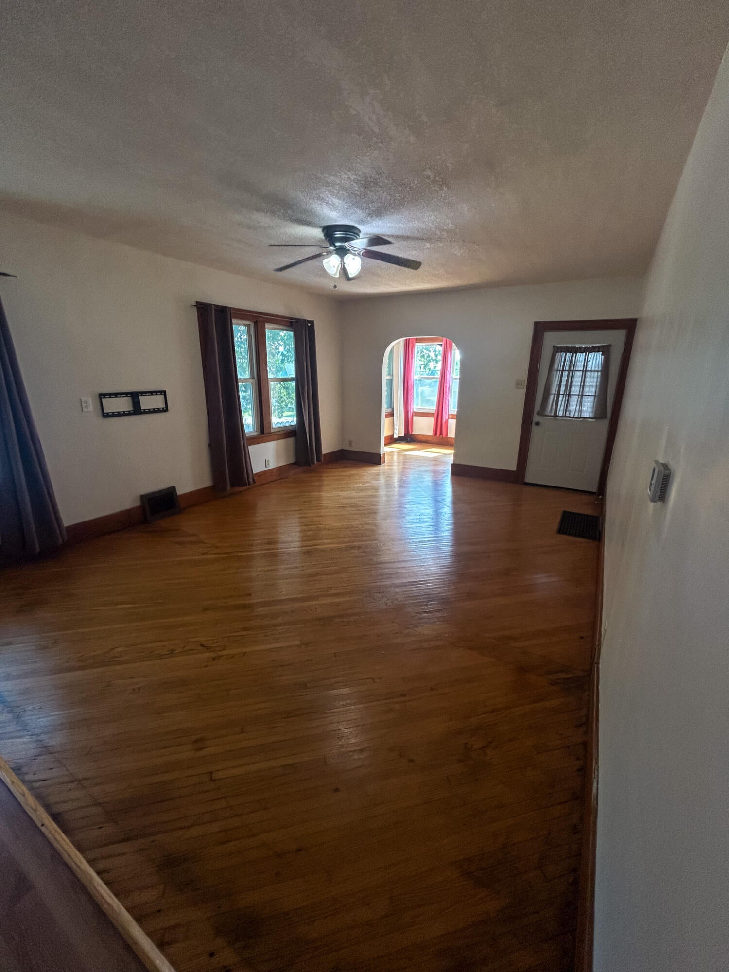 1713 HERSHEY AVE - Photo 4