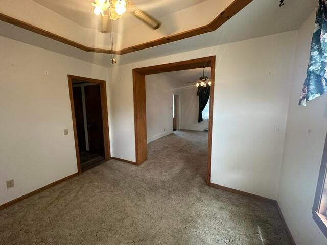 608 E 6TH ST - Photo 4