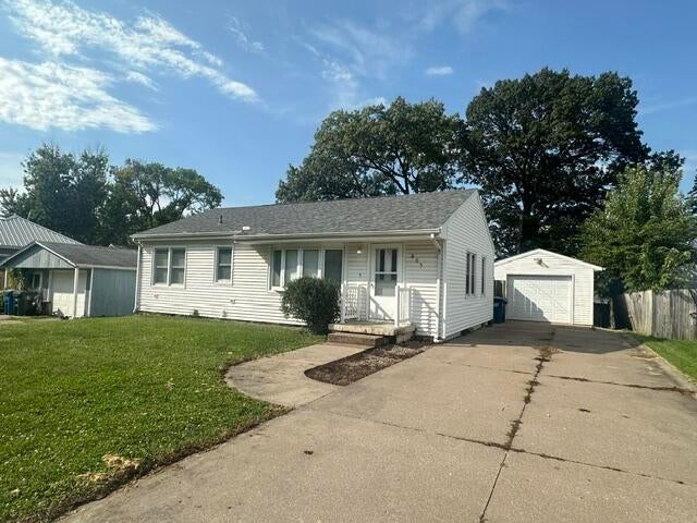 805 WIER ST - Photo 3