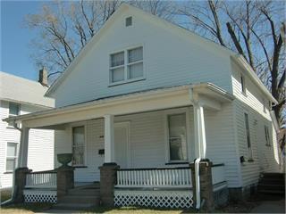 Photo 1 of 1 — 806 E 7TH, Muscatine, IA 52761