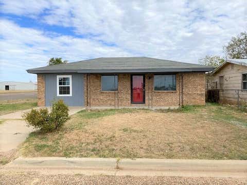Photo of 322 Avenue B, Ralls, TX 79357 (MLS # 202610143)