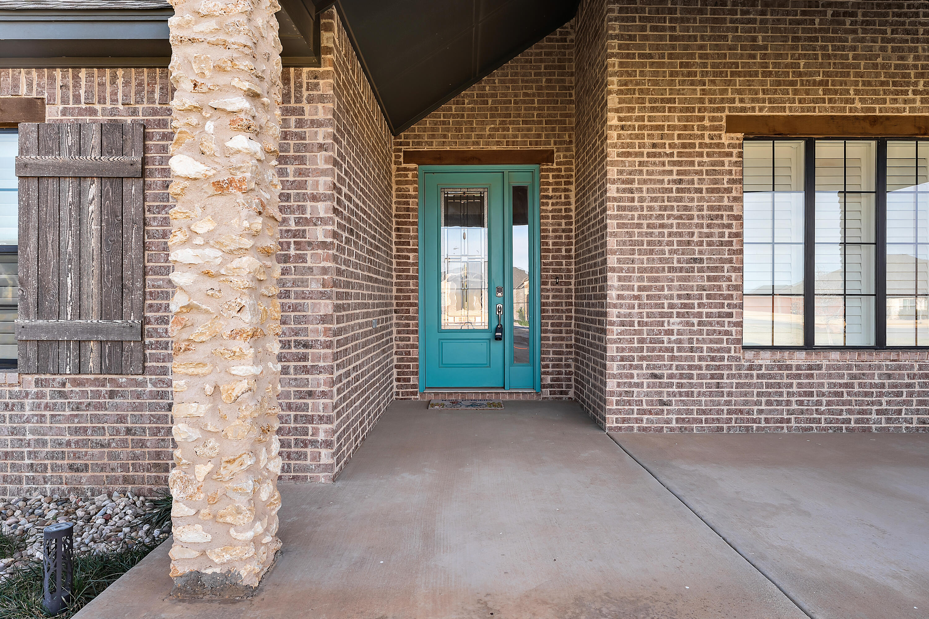 9217 County Road 6870