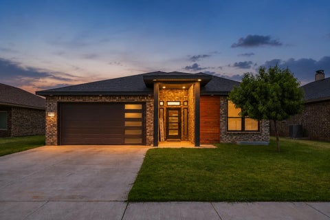 Photo of 1012 N Grover Avenue, Lubbock, TX 79416 (MLS # 202612814)