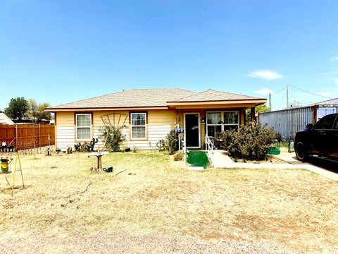 Photo of 305 E 2nd Street, Spur, TX 79370 (MLS # 202612100)