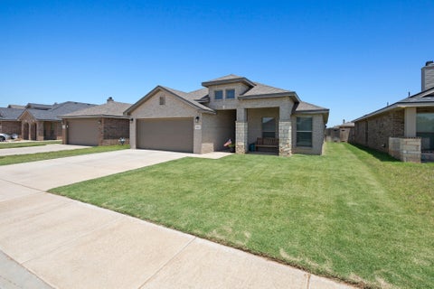 Photo of 10411 Xenia Avenue, Lubbock, TX 79424 (MLS # 202608765)